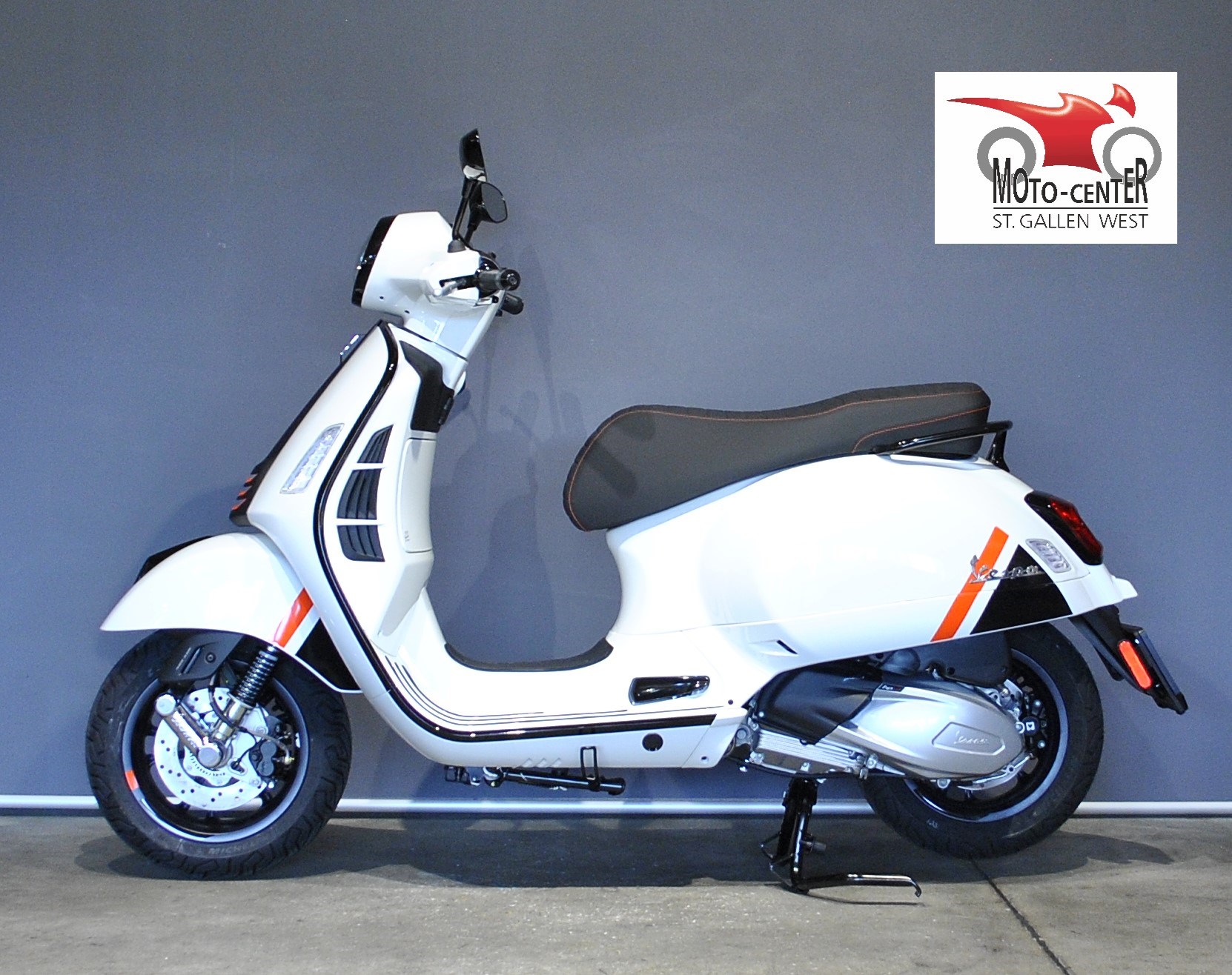 PIAGGIO Vespa GTS 300 Super Sport ABS-image-2