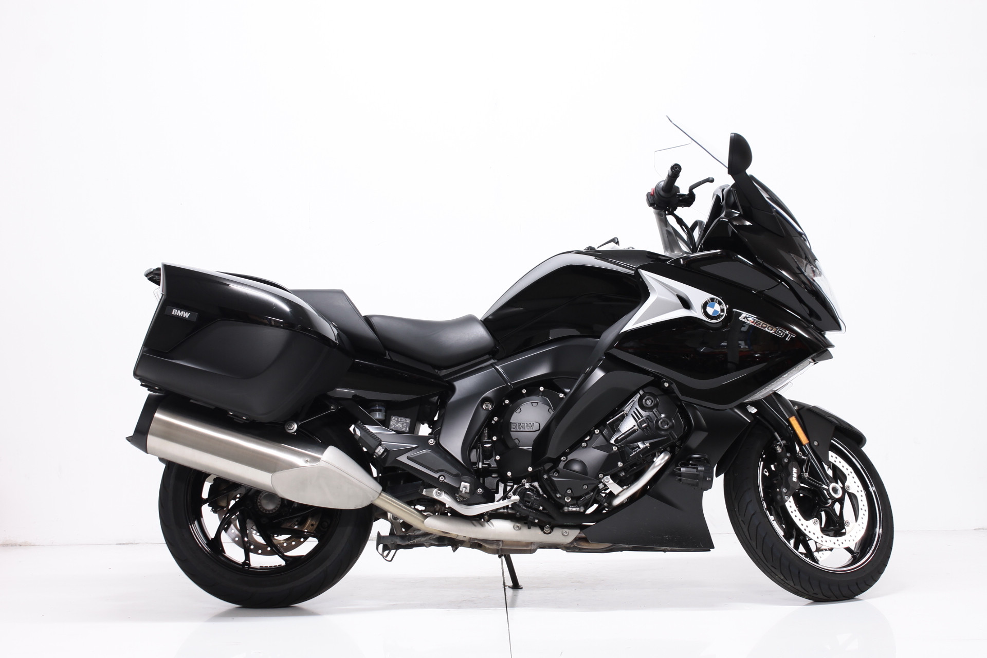 BMW K 1600 GT-image-1