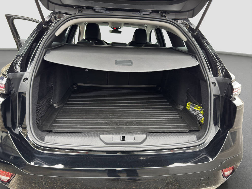 PEUGEOT 308 SW 1.5 BlueHDi Allure Pack-image-11