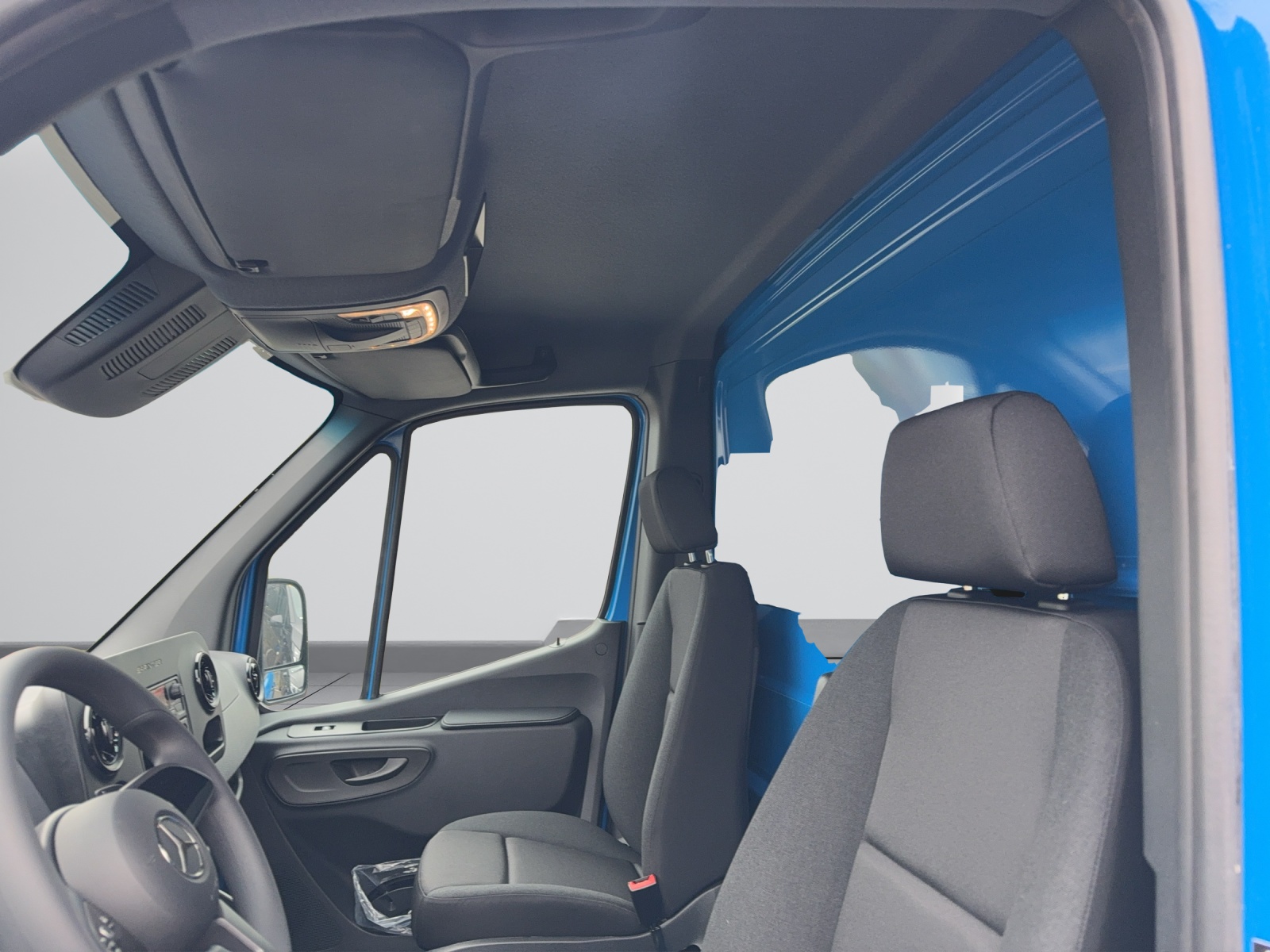 MERCEDES-BENZ Sprinter 319 CDI Standard 9G-TRONIC-image-8