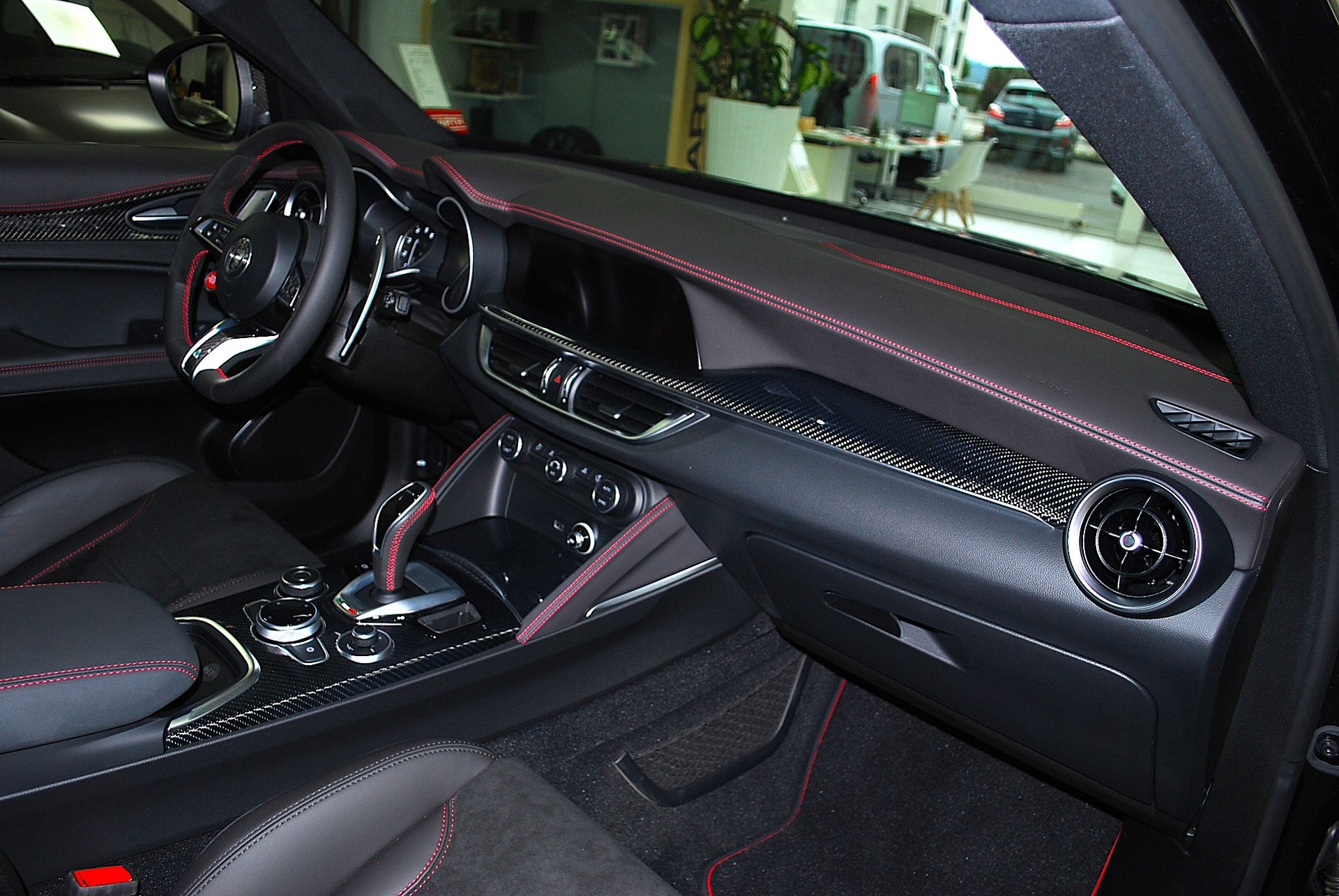 ALFA ROMEO Stelvio 2.9 V6 Quadrifoglio Q4 Competizione Sky-image-9