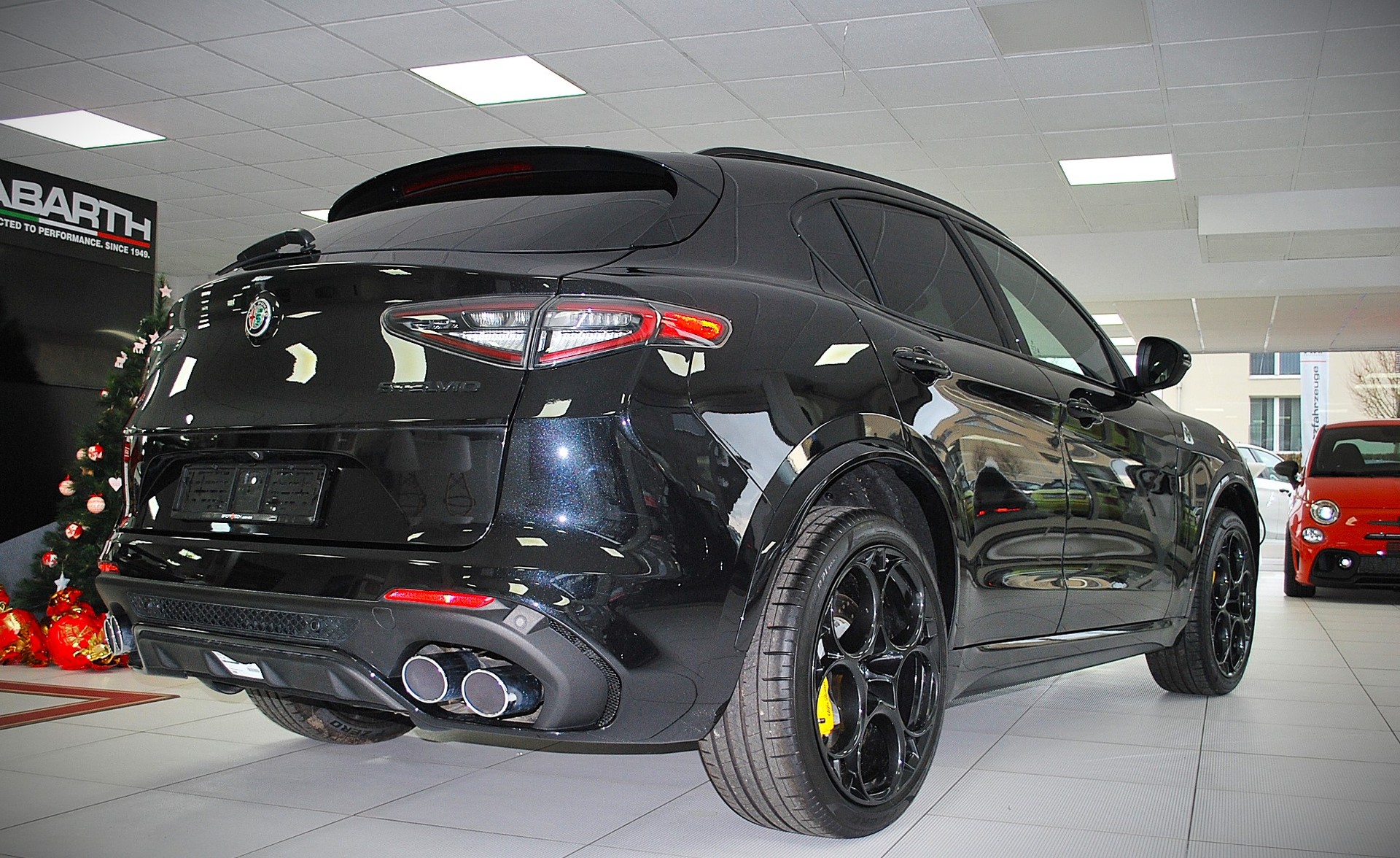 ALFA ROMEO Stelvio 2.9 V6 Quadrifoglio Q4 Competizione Sky-image-3