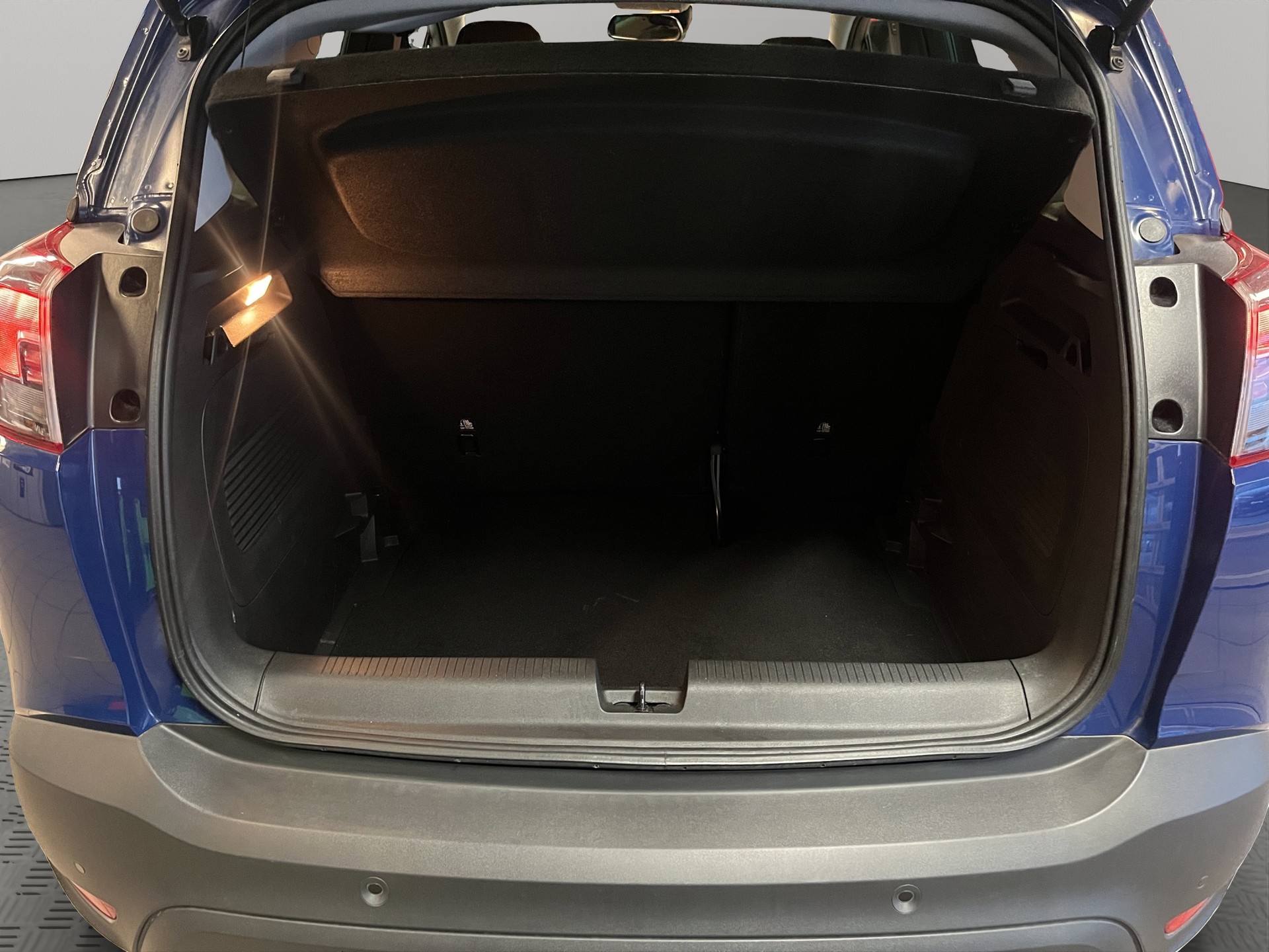 OPEL Crossland X 1.2i 120 Years Edition Automatik-image-13