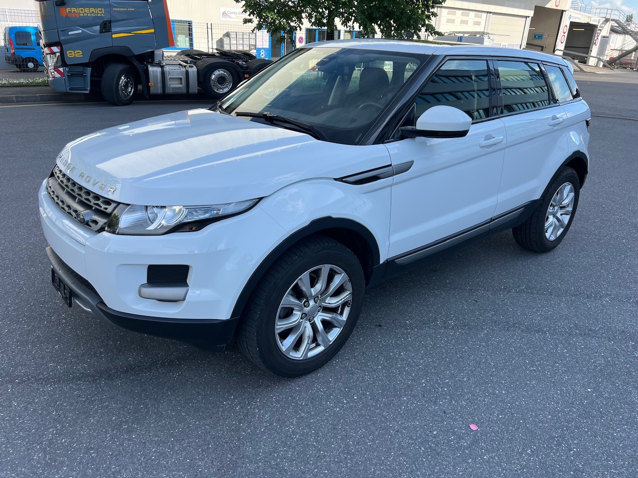 LAND ROVER Range Rover Evoque 2.2 TD4 Pure AT9