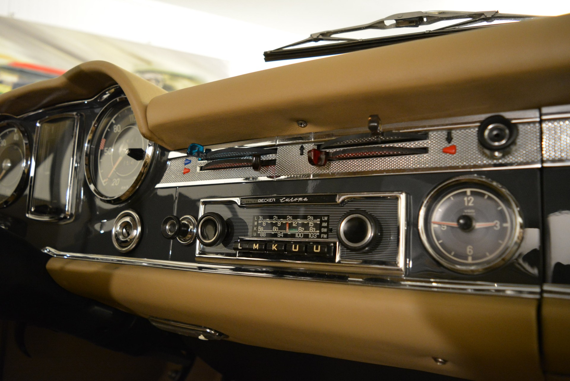 MERCEDES-BENZ Mercedes-Benz 230 SL-image-10