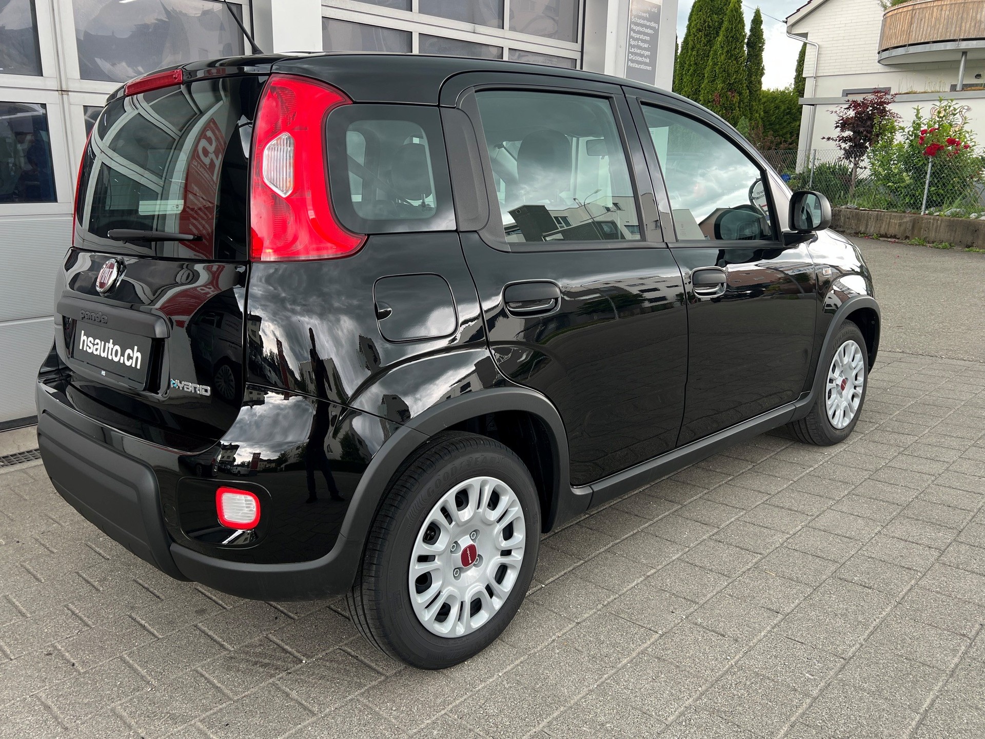 FIAT Panda 1.0 MHEV City Life-image-4