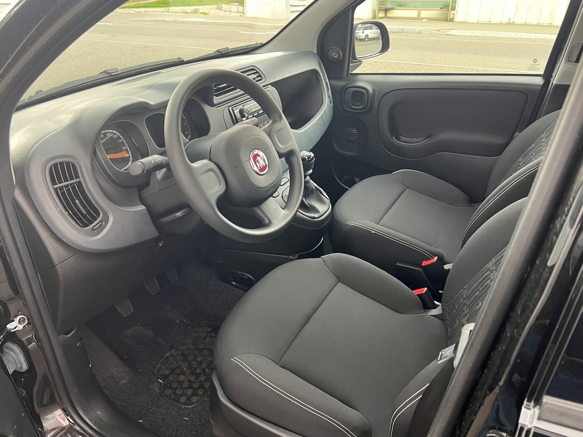 FIAT Panda 1.0 MHEV City Life-image-8
