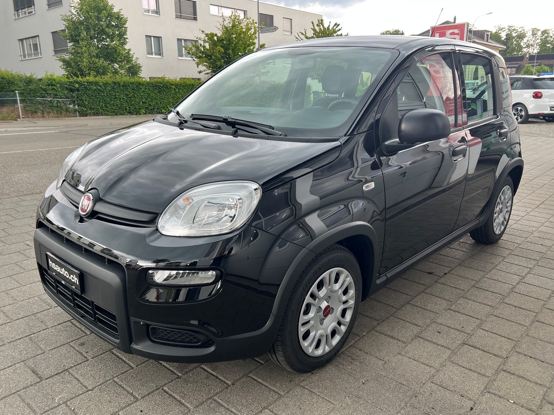 FIAT Panda 1.0 MHEV City Life-image-2