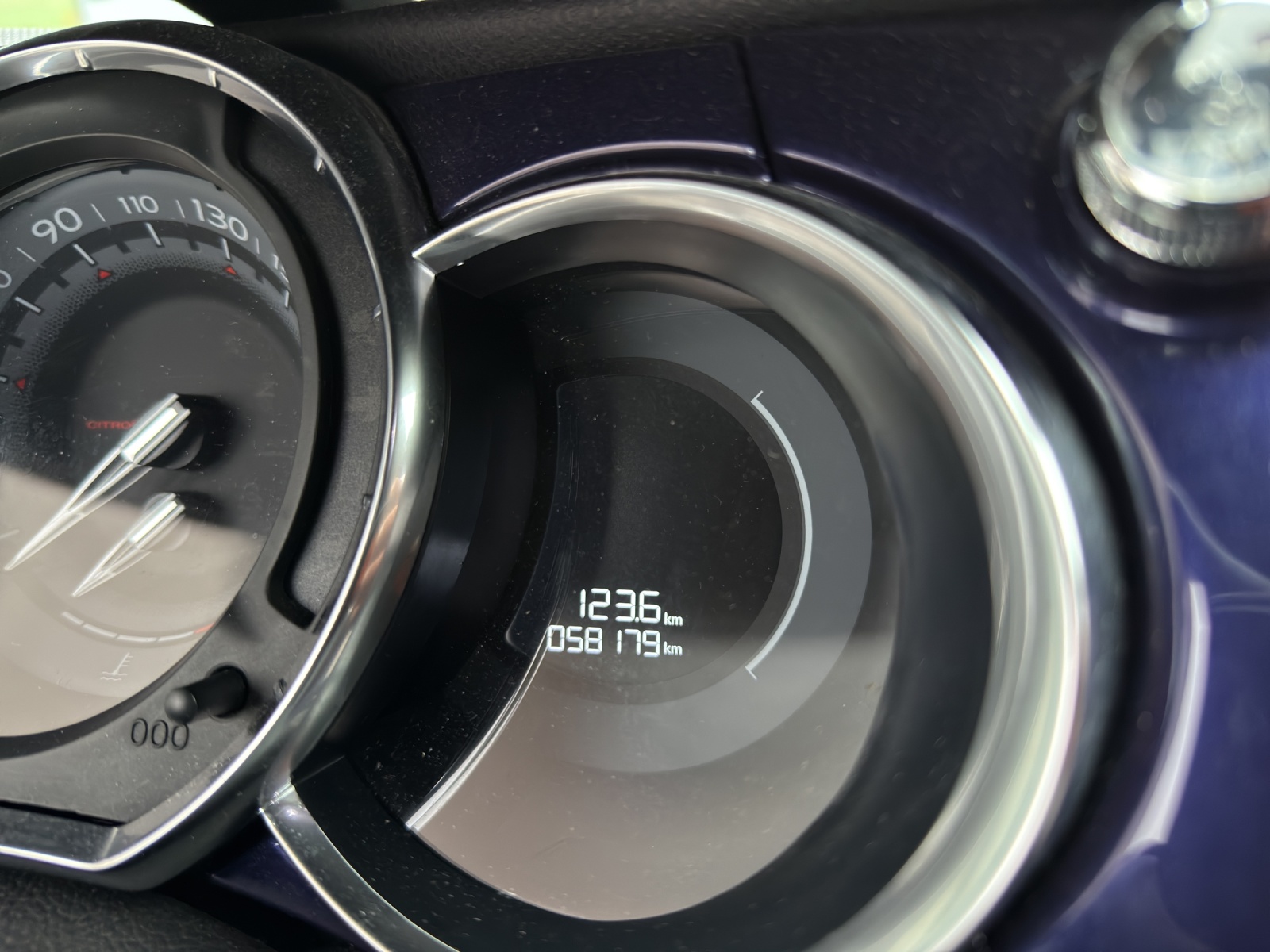 DS AUTOMOBILES DS3 Cabrio 1.6 VTi SO Chic-image-10