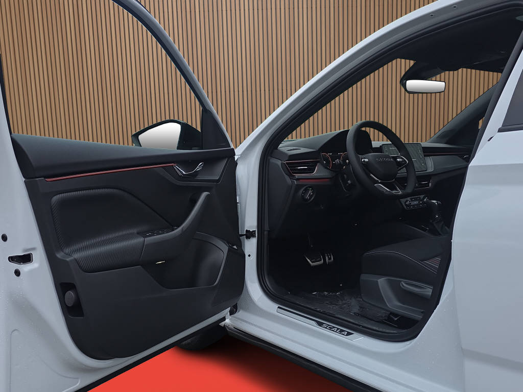 SKODA Scala 1.5 TSI Monte Carlo DSG-image-21