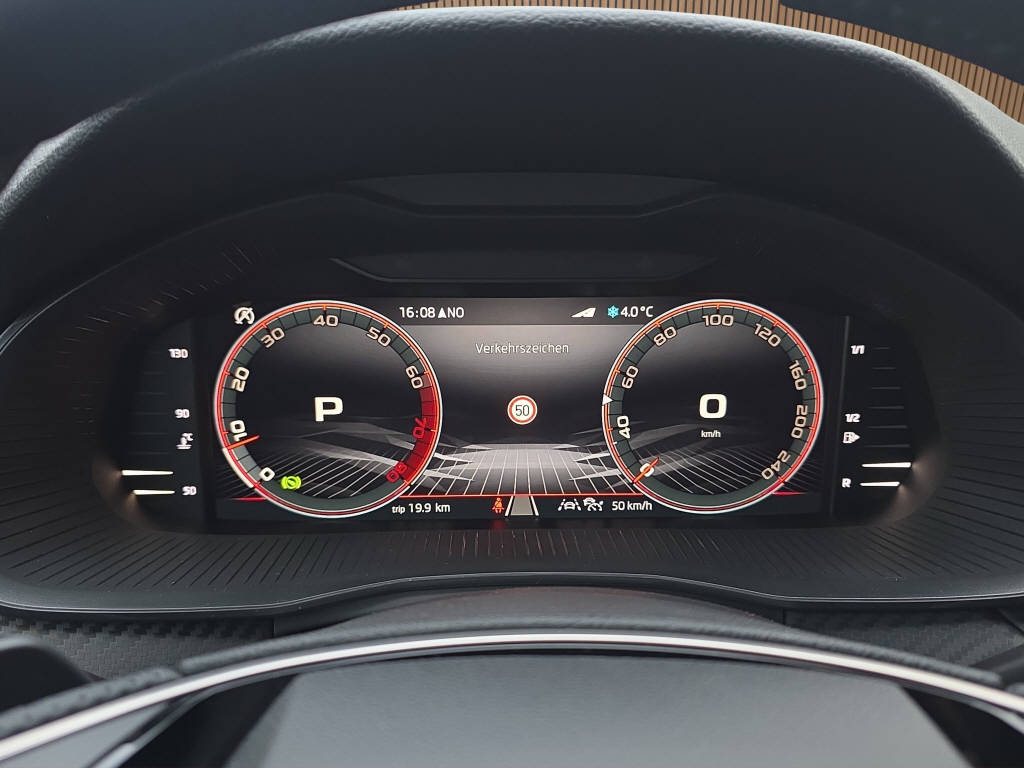 SKODA Scala 1.5 TSI Monte Carlo DSG-image-11