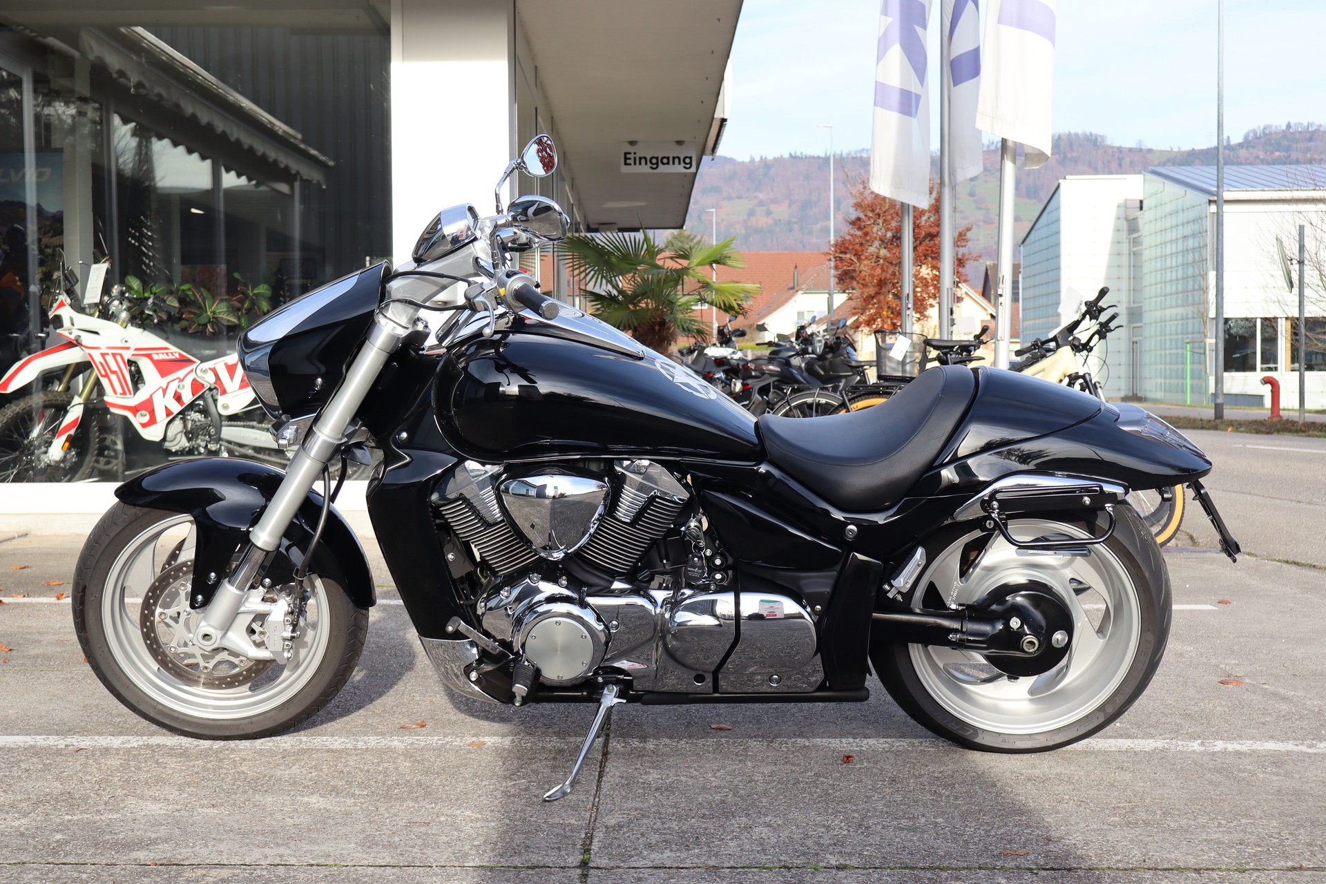 SUZUKI M 1800 R K6-image-3