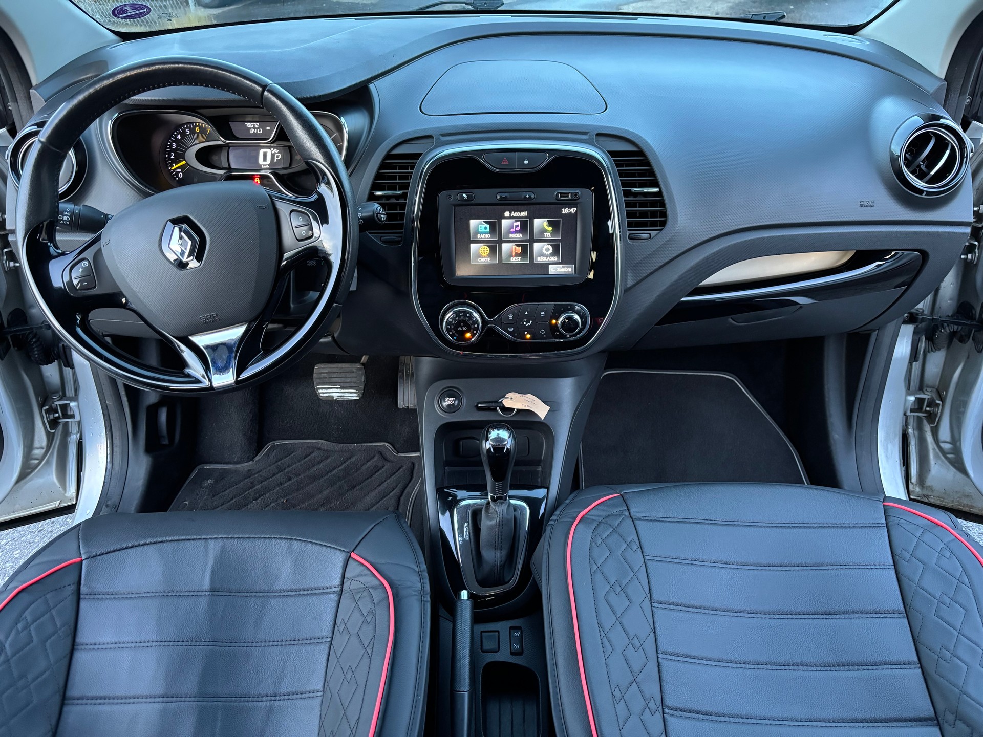RENAULT Captur 1.2 T 16V Dynamique EDC AUTOMATIQUE-image-6