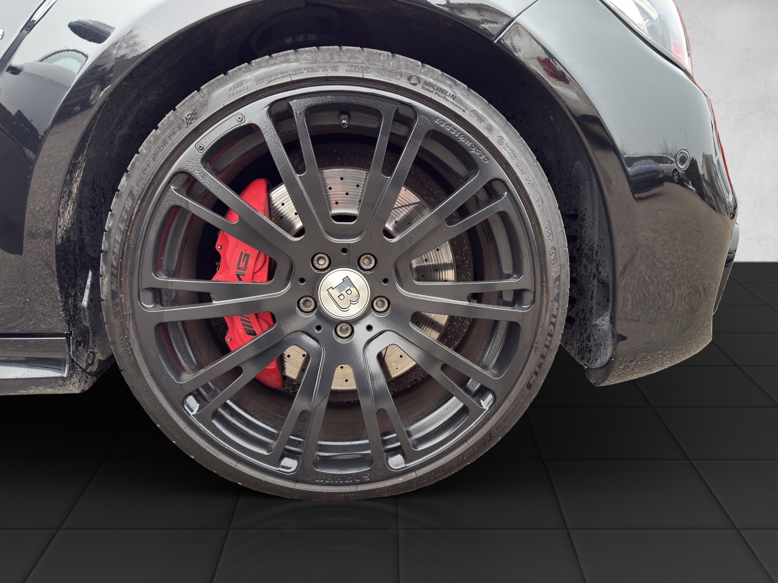 MERCEDES-BENZ E 63 AMG S 4Matic Speedshift-image-9