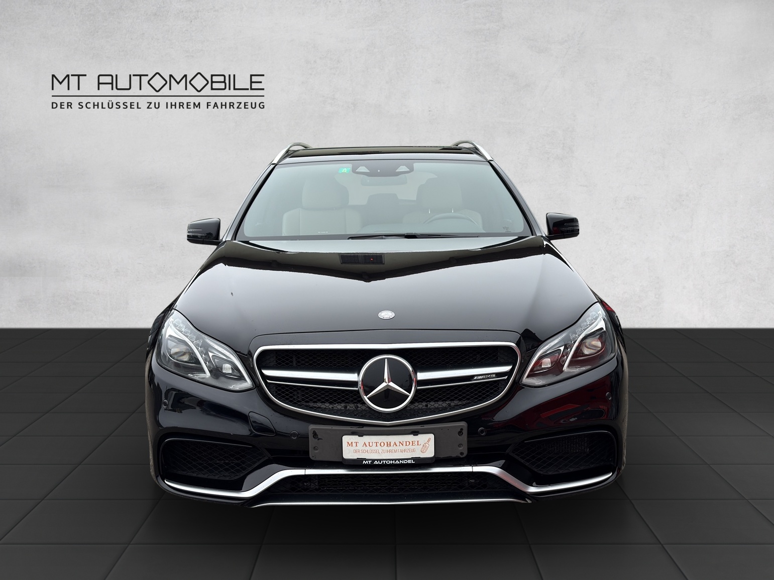 MERCEDES-BENZ E 63 AMG S 4Matic Speedshift-showroom-element-2