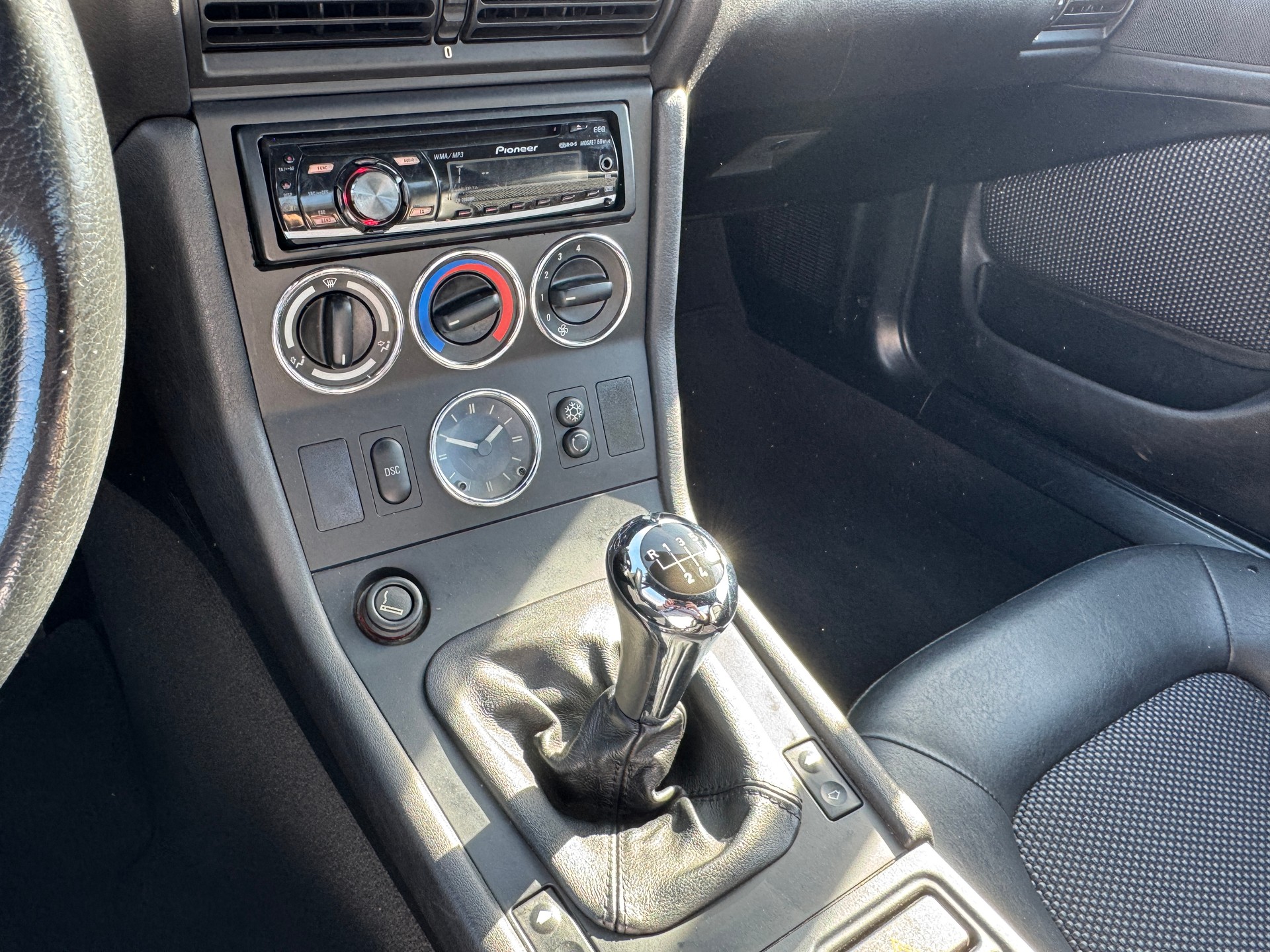 BMW Z3 1.9 Roadster-image-12