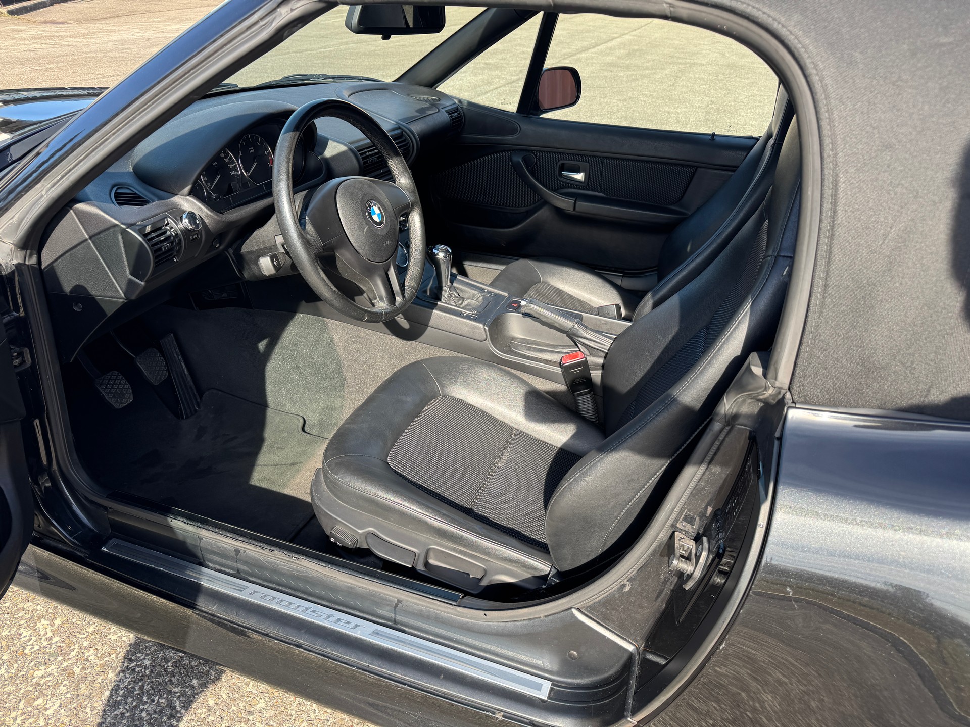BMW Z3 1.9 Roadster-image-10