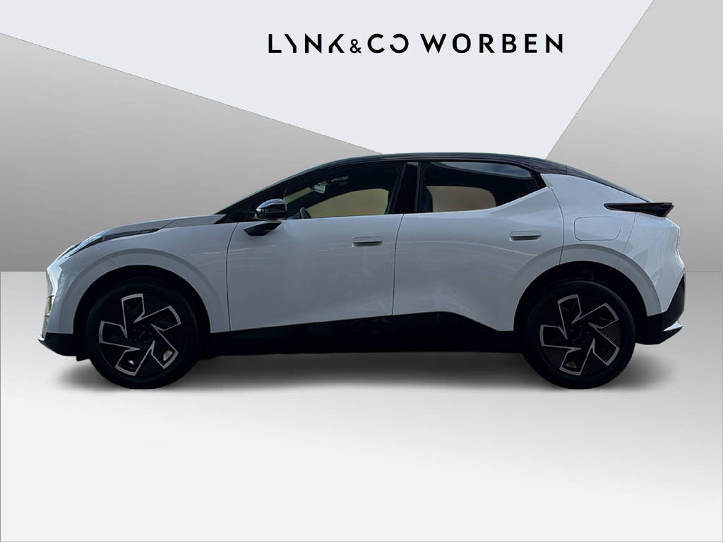 LYNK & CO 02 Core-image-5