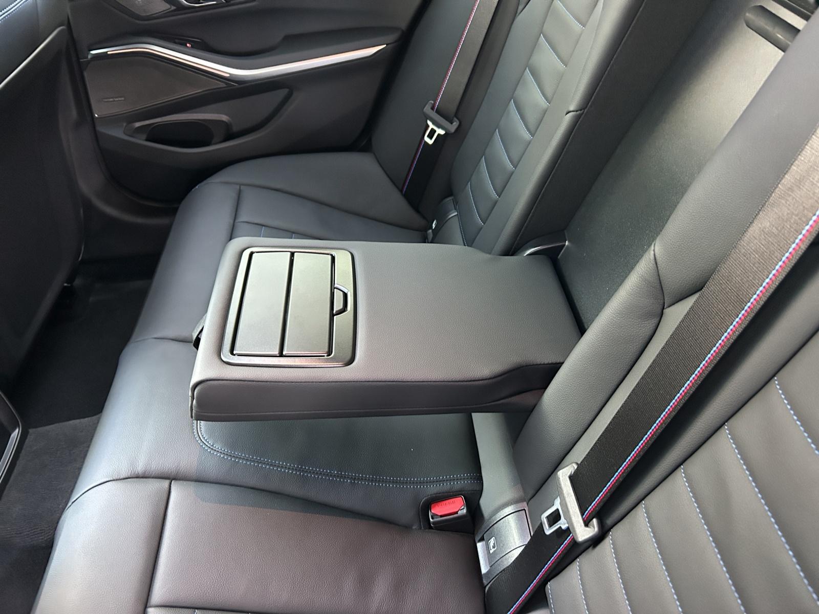 BMW 330i xDrive SAG Touring-image-22