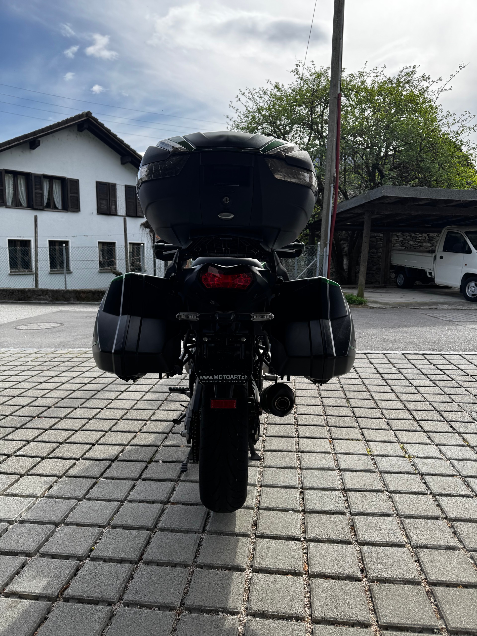 KAWASAKI 1000 ABS Grand Tourer Leo Vince-image-5