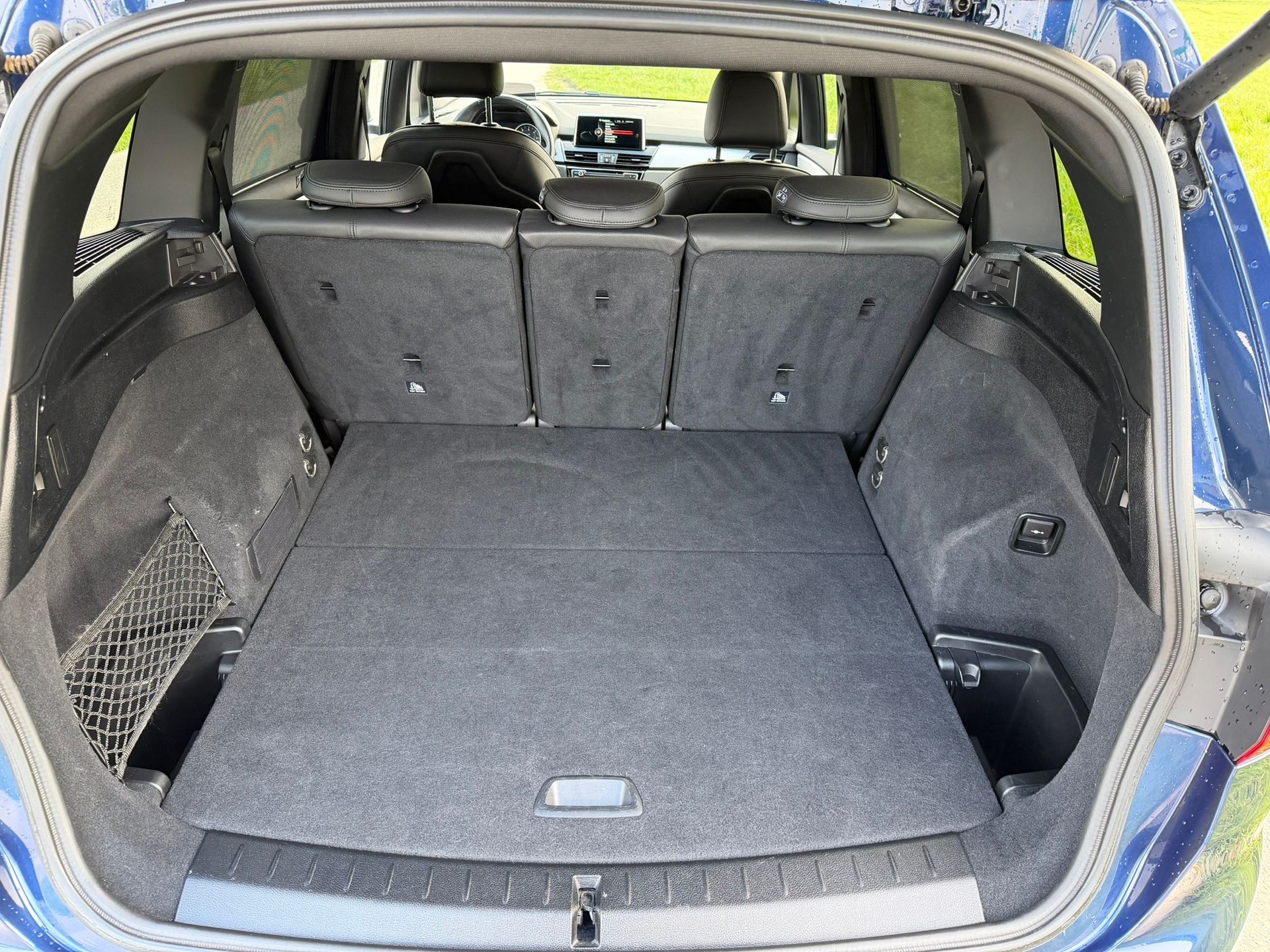 BMW 220d xDrive Gran Tourer M Sport Steptronic-image-12