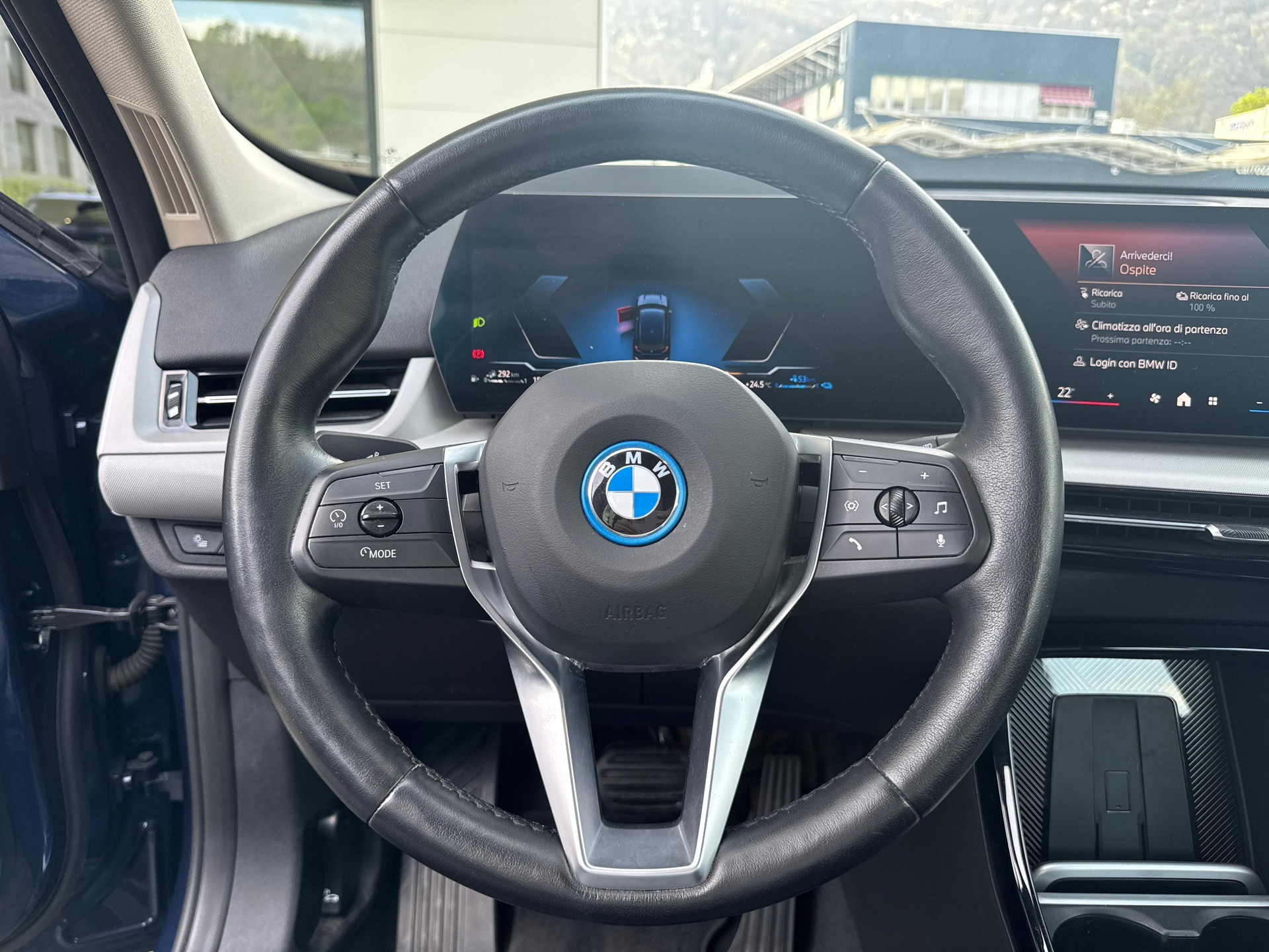 BMW X1 30e xDrive-image-14