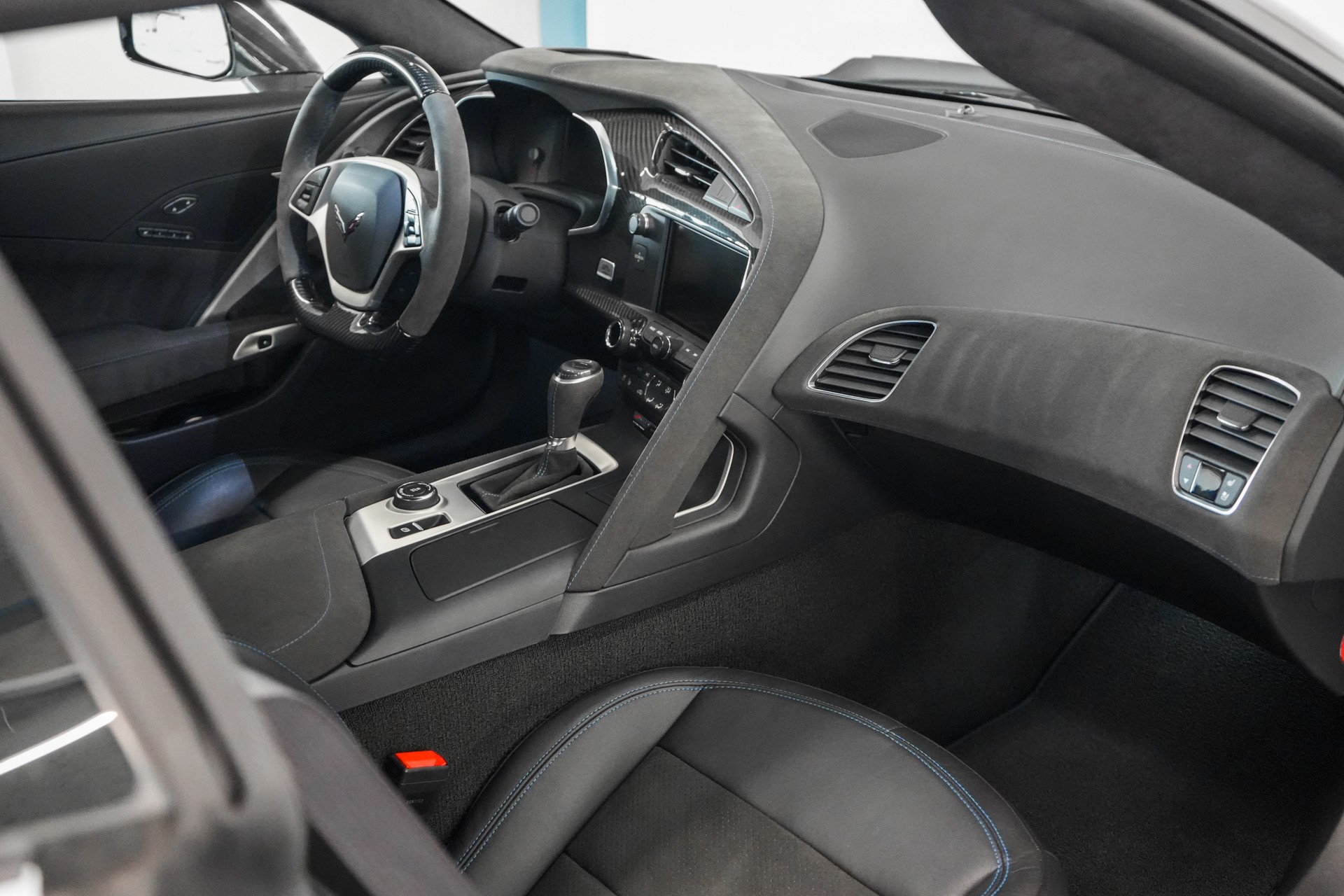 CHEVROLET Corvette Coupé Z06 3LZ Carbon 65 Edition Automatic-image-15