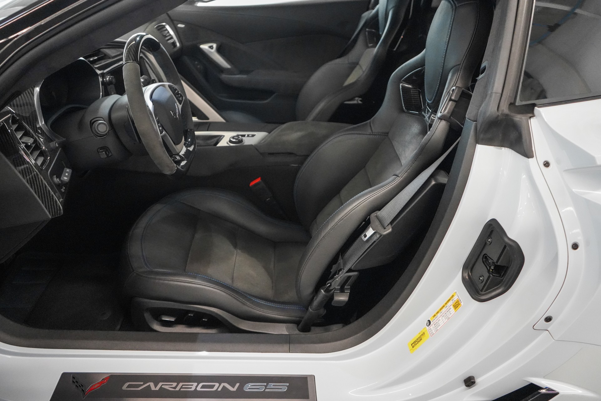 CHEVROLET Corvette Coupé Z06 3LZ Carbon 65 Edition Automatic-image-8