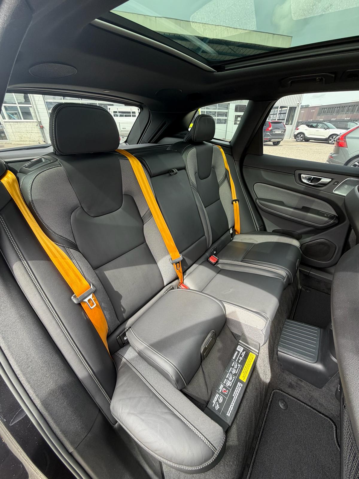 VOLVO XC60 2.0 T8 TE Polestar eAWD-image-15