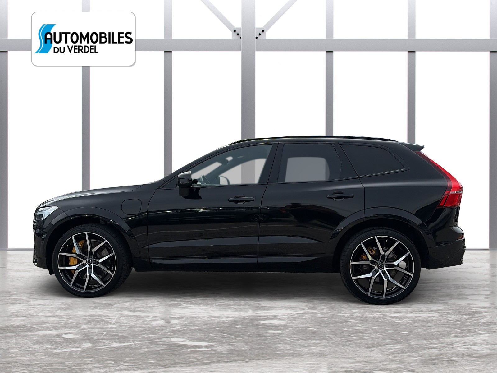 VOLVO XC60 2.0 T8 TE Polestar eAWD-showroom-element-1