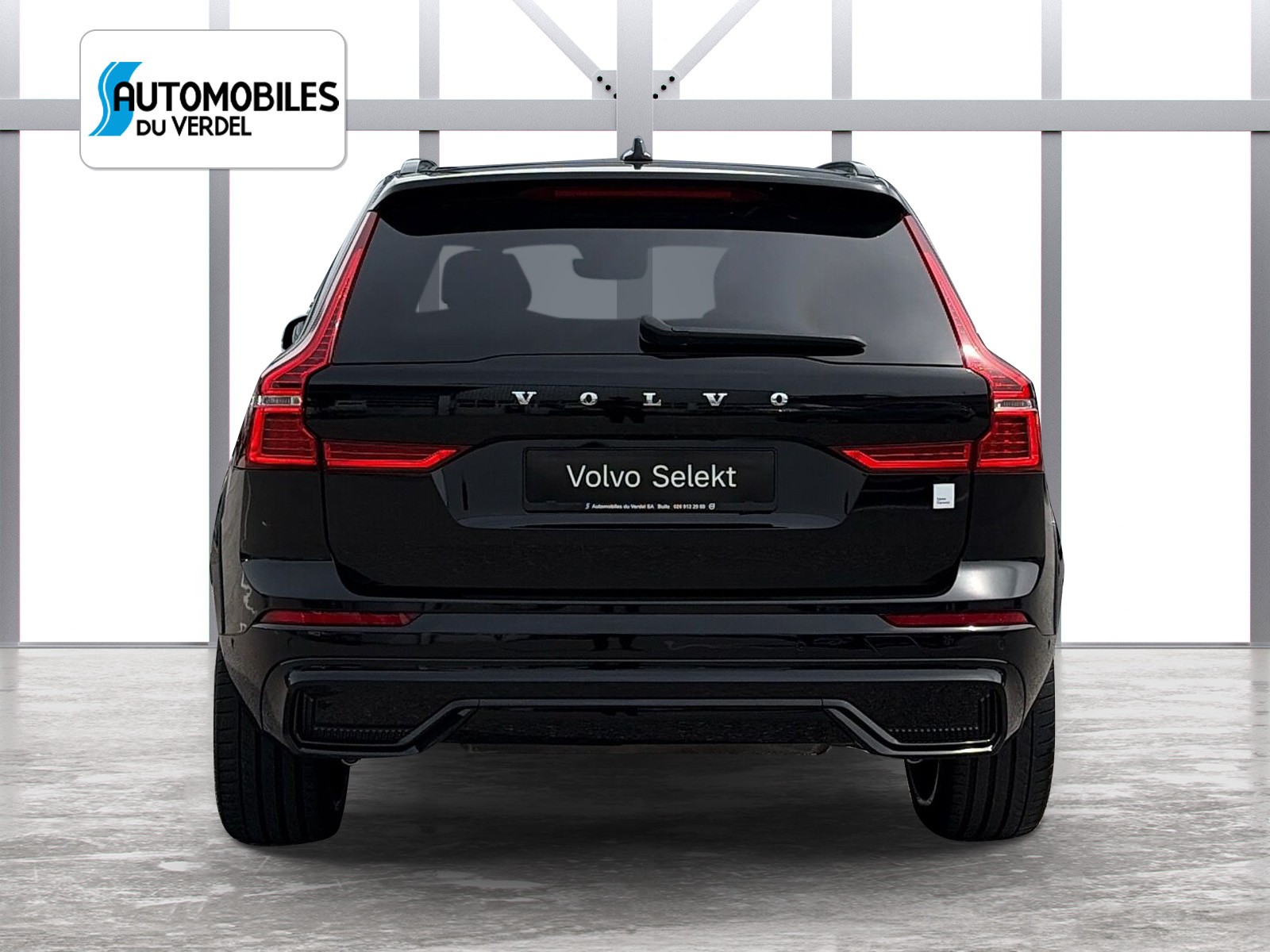 VOLVO XC60 2.0 T8 TE Polestar eAWD-showroom-element-3