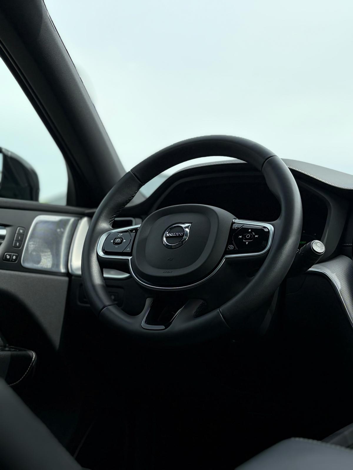 VOLVO XC60 2.0 T8 TE Polestar eAWD-image-9