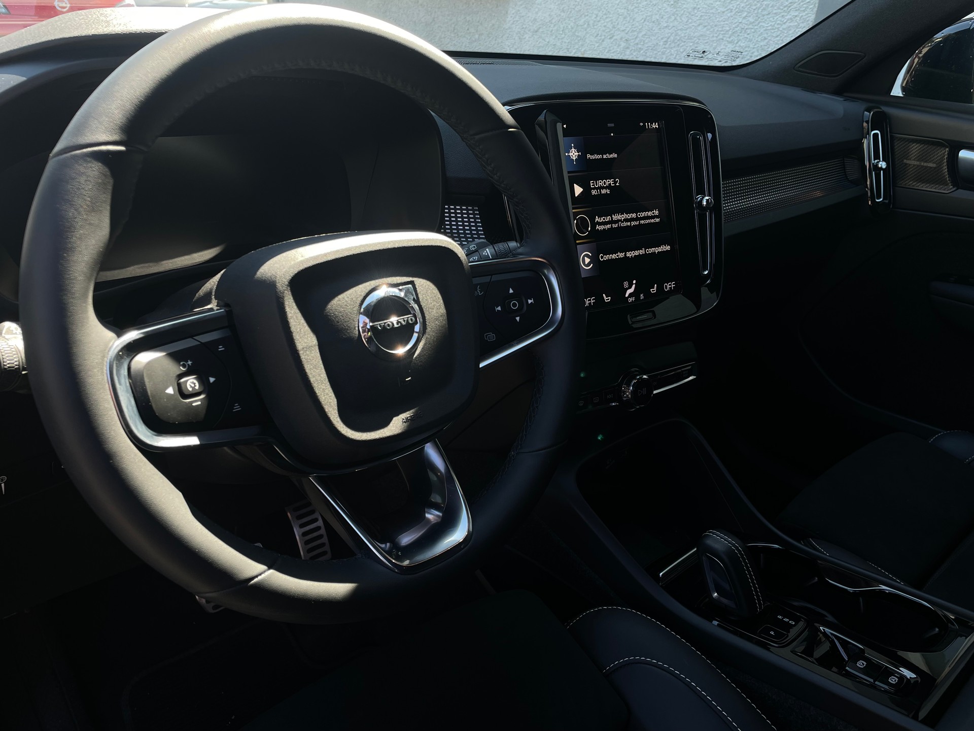 VOLVO XC40 B4 Benzin Mild Hybrid AWD Ultim. Bright DCT-image-6