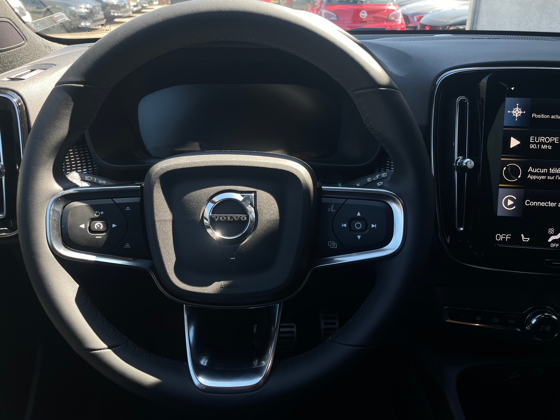 VOLVO XC40 B4 Benzin Mild Hybrid AWD Ultim. Bright DCT-image-7