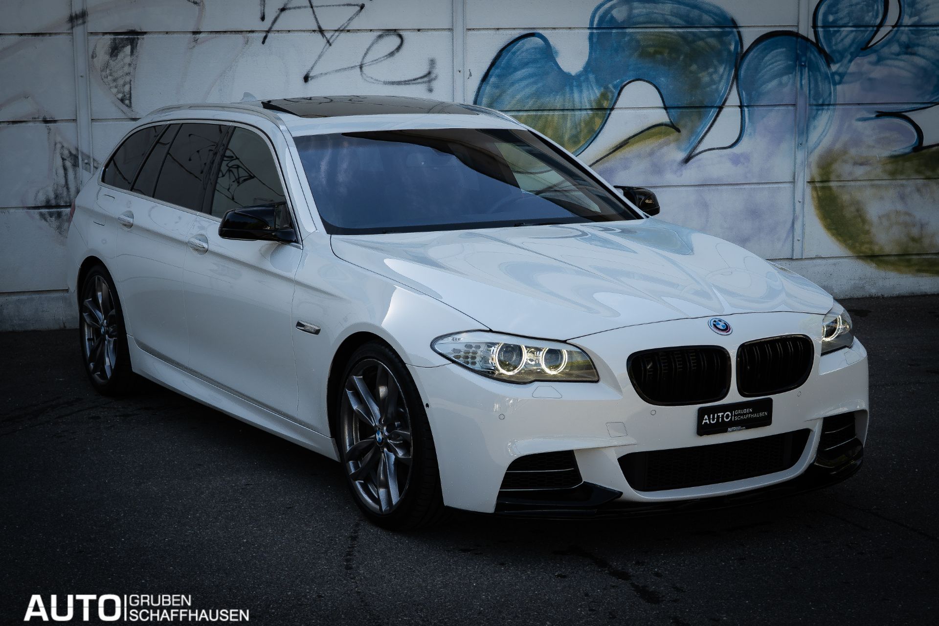 BMW M550 d xDrive Touring Steptronic