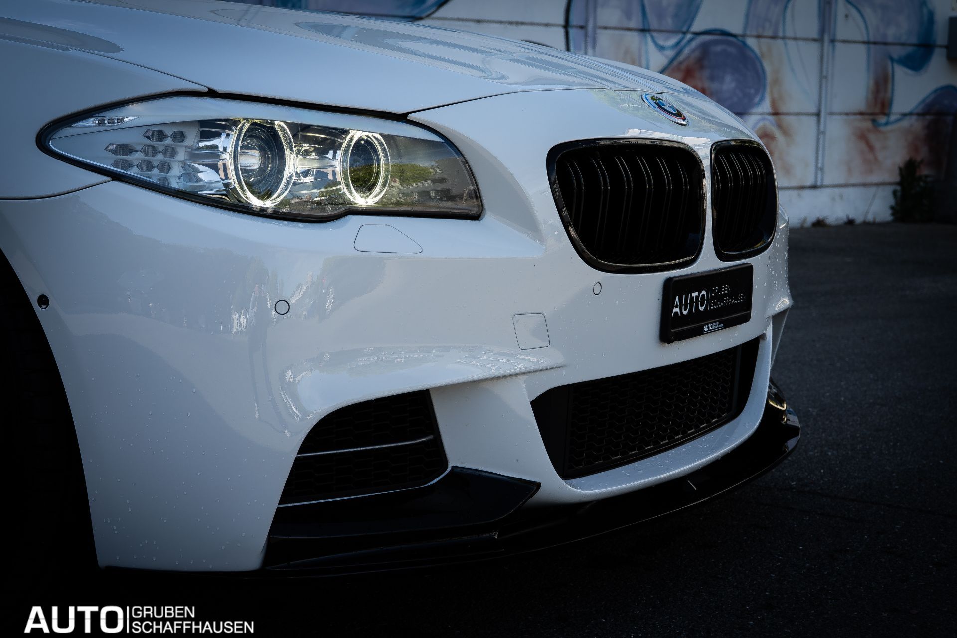 BMW M550 d xDrive Touring Steptronic-showroom-element-3