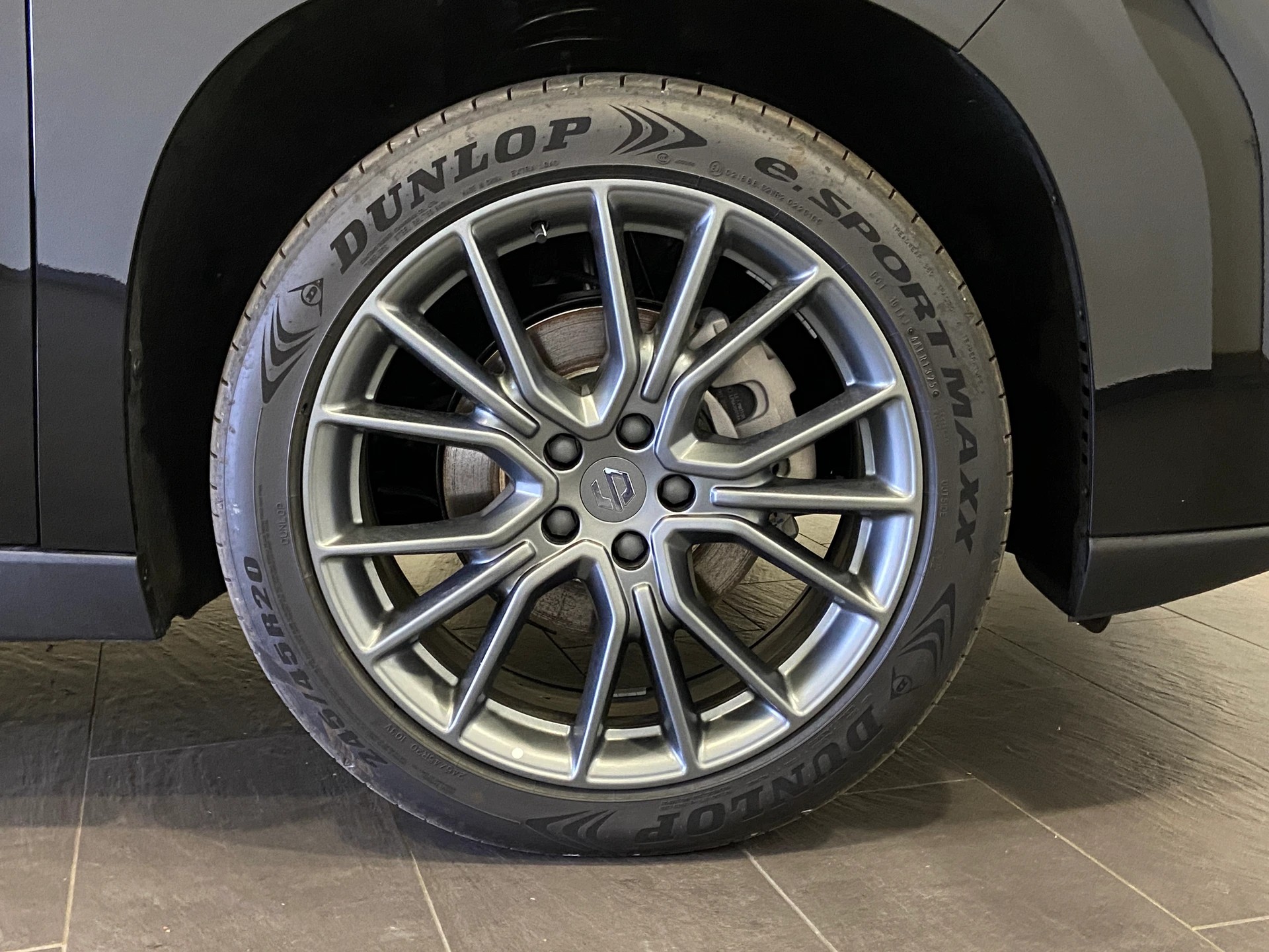 LEAPMOTOR C10 REEV Hybrid Design-showroom-element-2