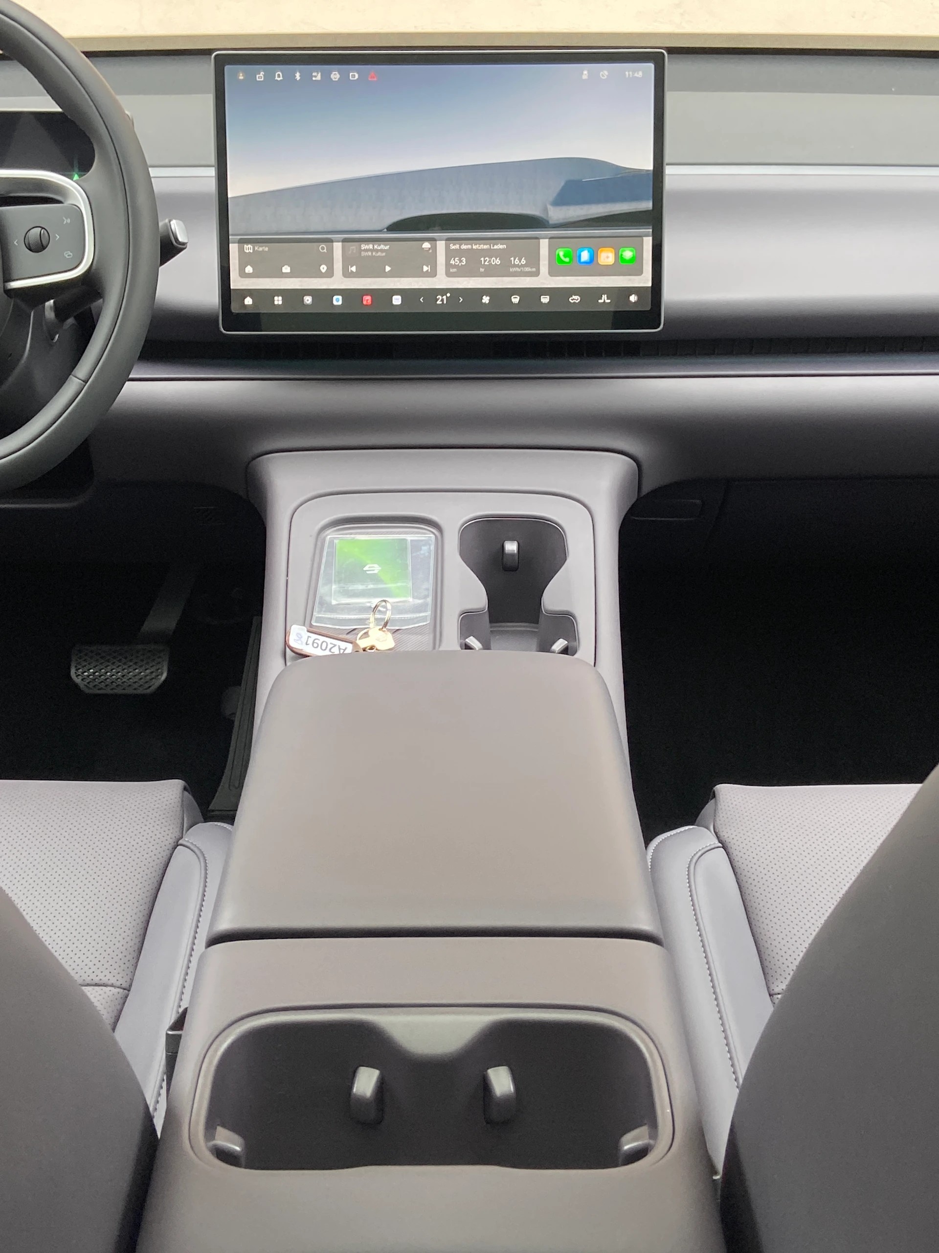 LEAPMOTOR C10 REEV Hybrid Design-image-9