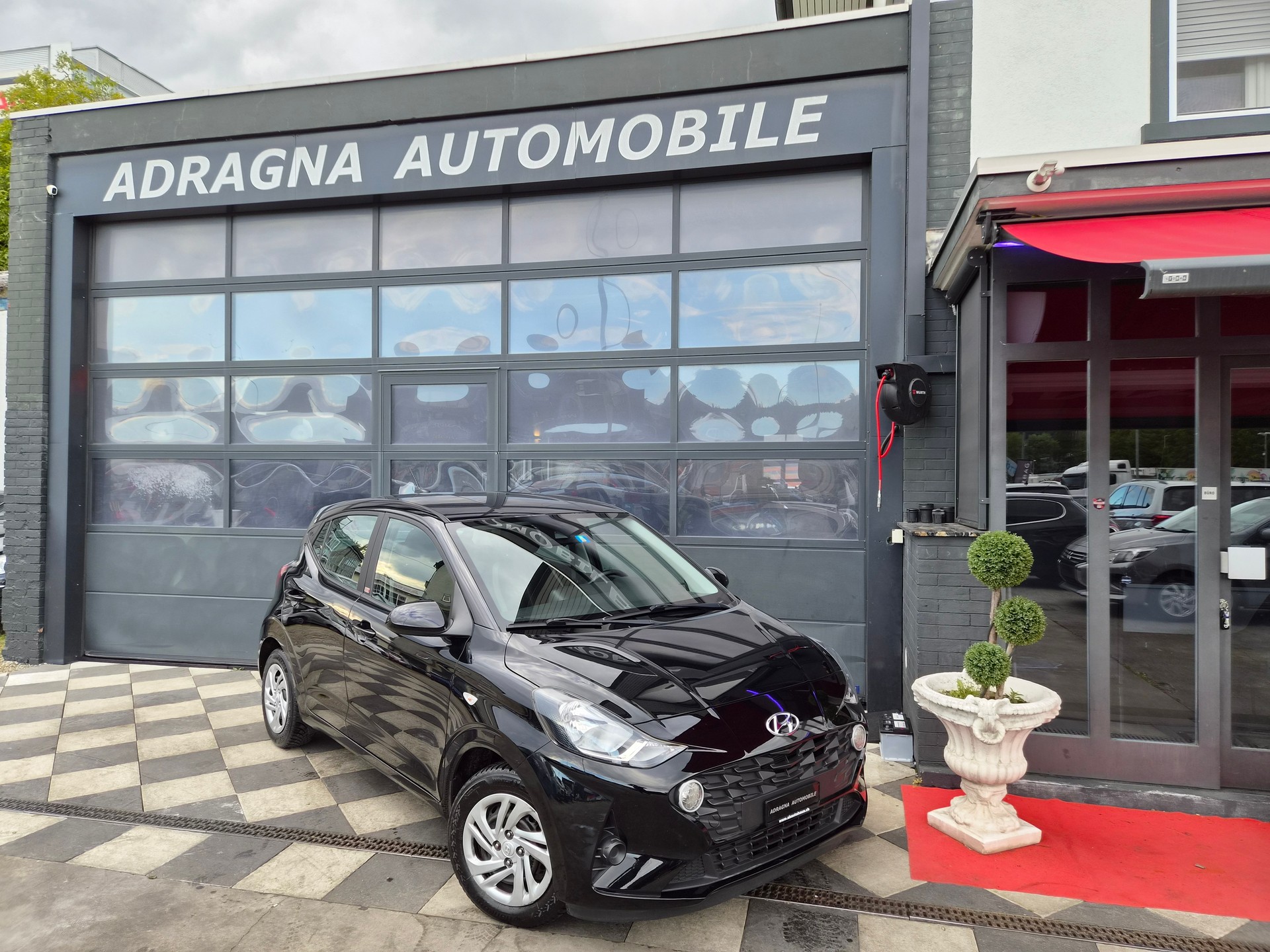 HYUNDAI i10 1.0 Origo Automat-image-1