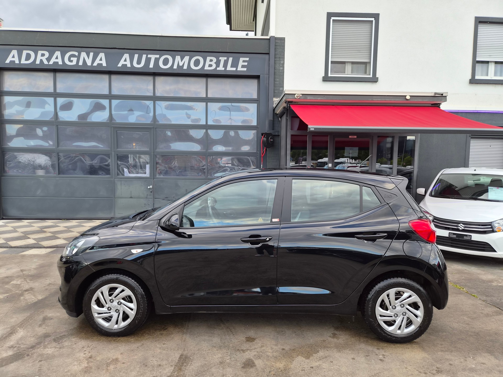 HYUNDAI i10 1.0 Origo Automat-image-3