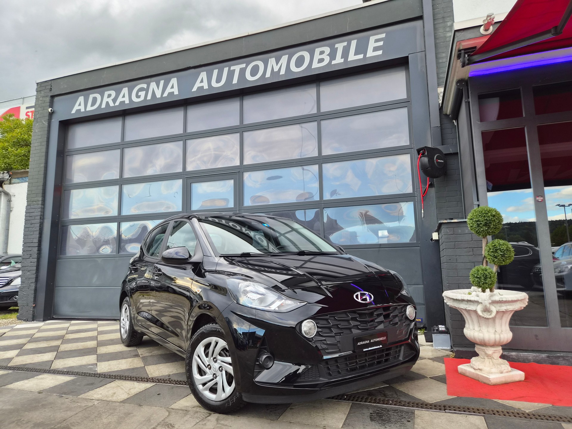 HYUNDAI i10 1.0 Origo Automat-image-0
