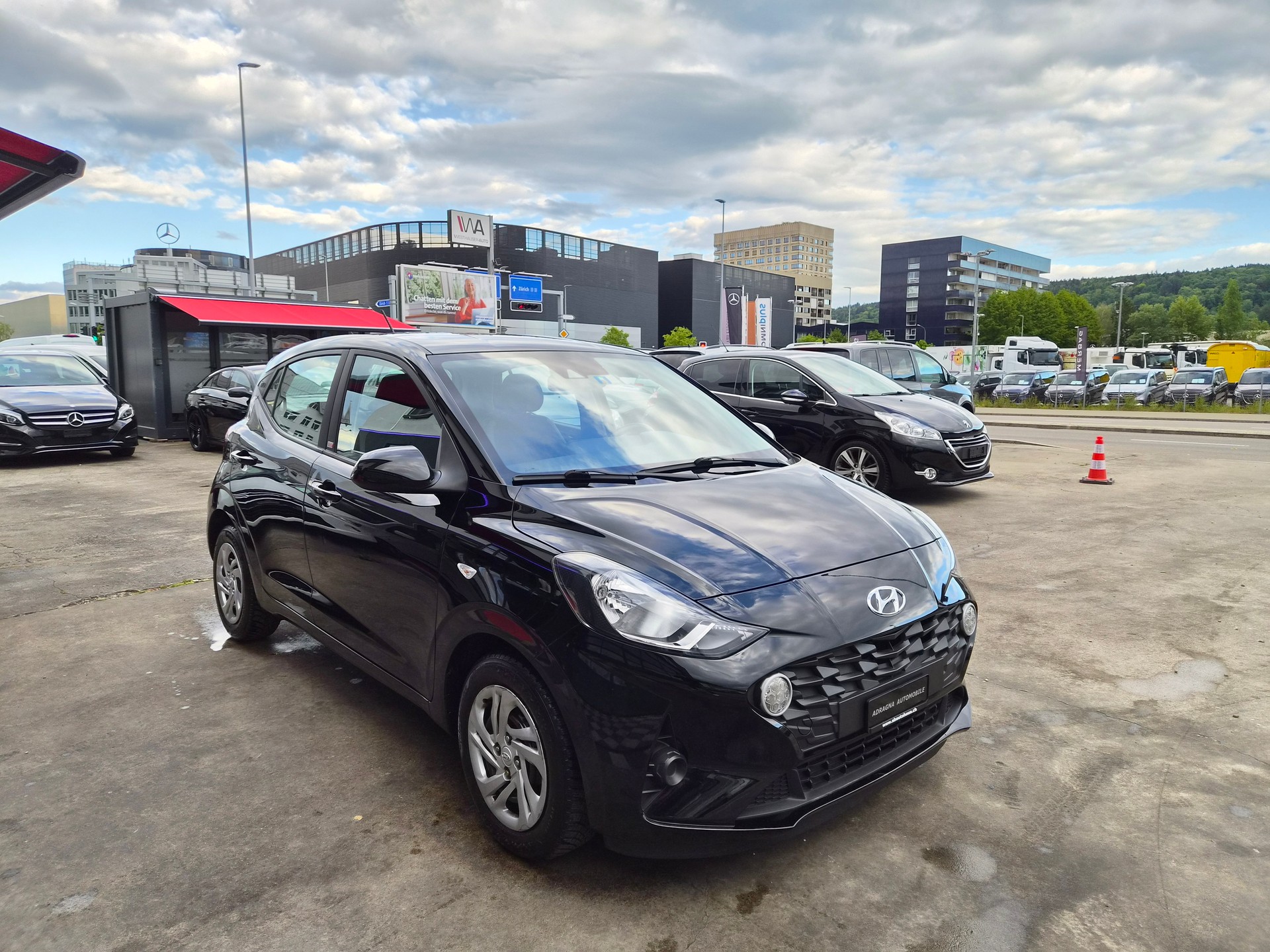 HYUNDAI i10 1.0 Origo Automat-image-8