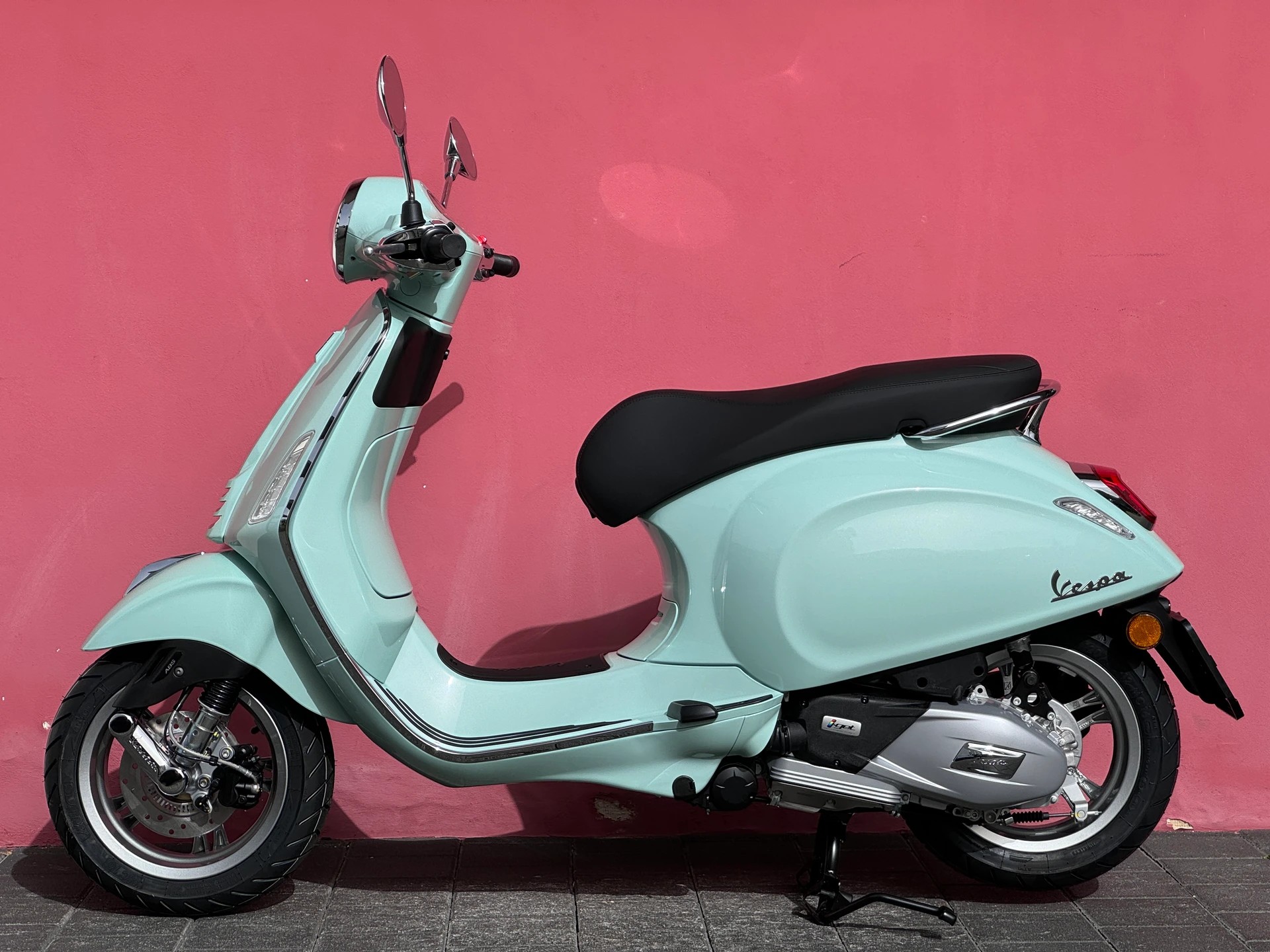 PIAGGIO Vespa 125 Primavera-image-2