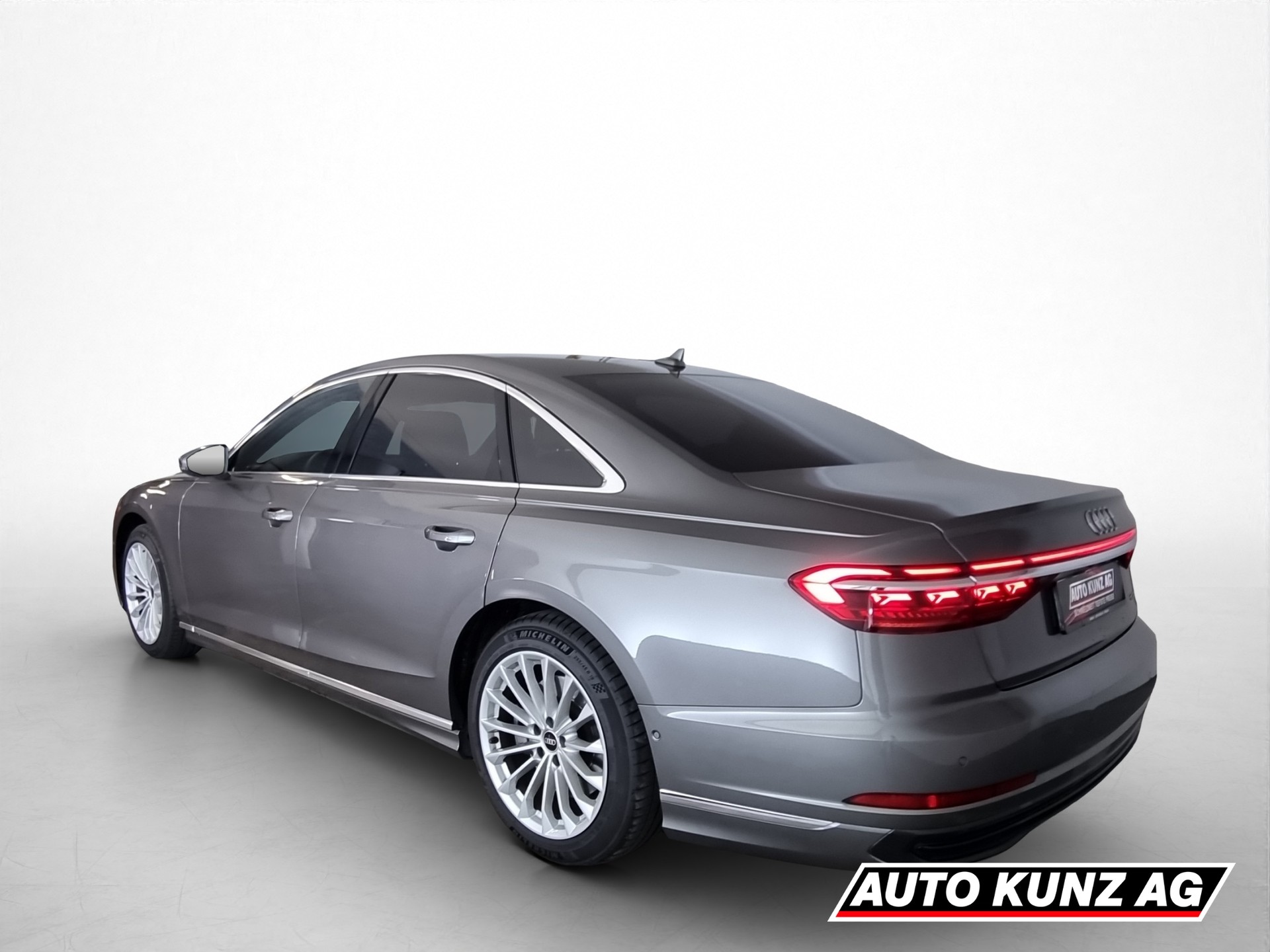 AUDI A8 3.0 TFSI V6 quattro 8-Gang tiptronic-showroom-element-3