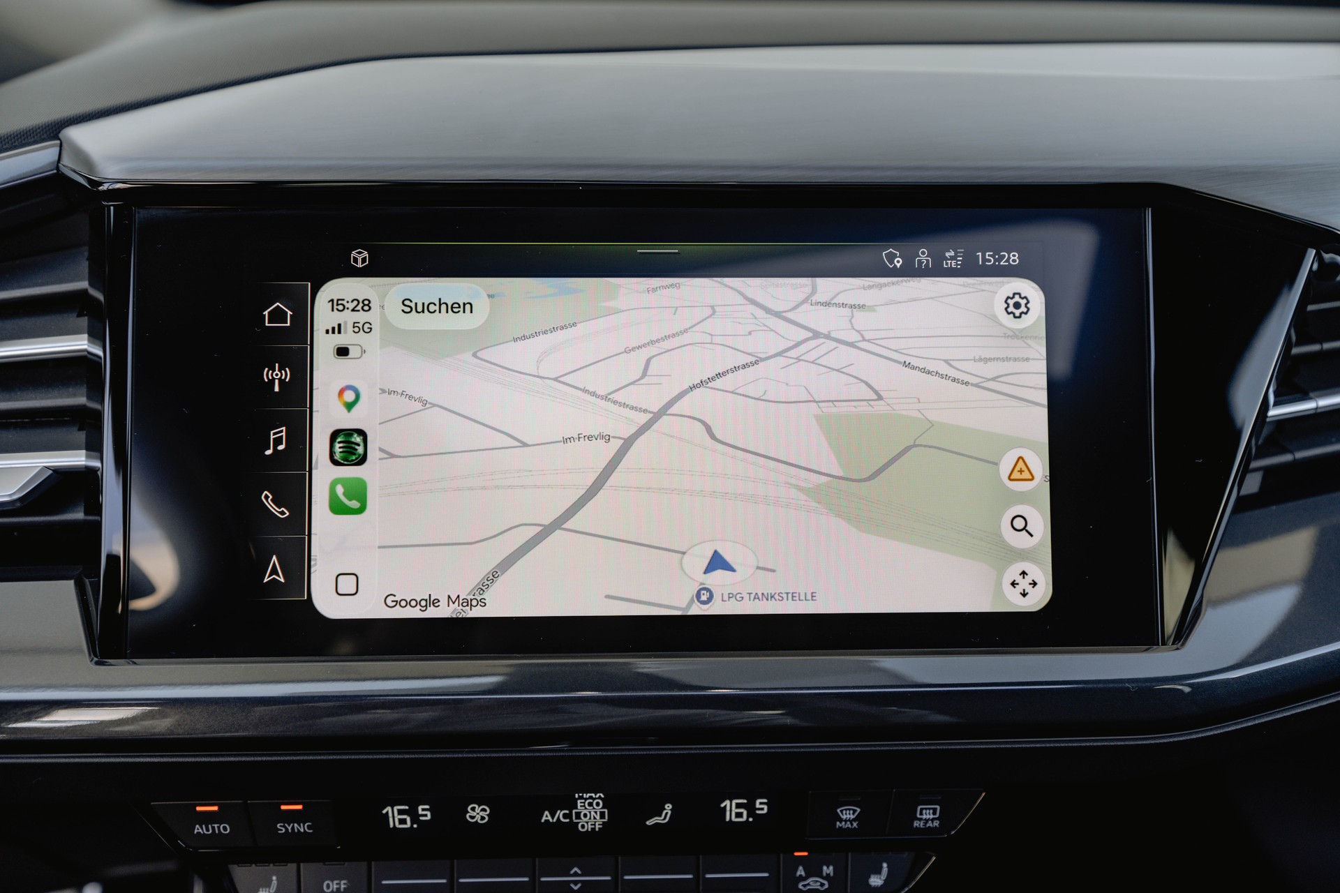 AUDI Q4 e-tron 50 quattro * S - Line * FRISCH AB MFK * TRAUMHAFTE AUSSTATTUNG * GEPFLEGTES FAHRZEUG * SOH 90.1% *-image-18