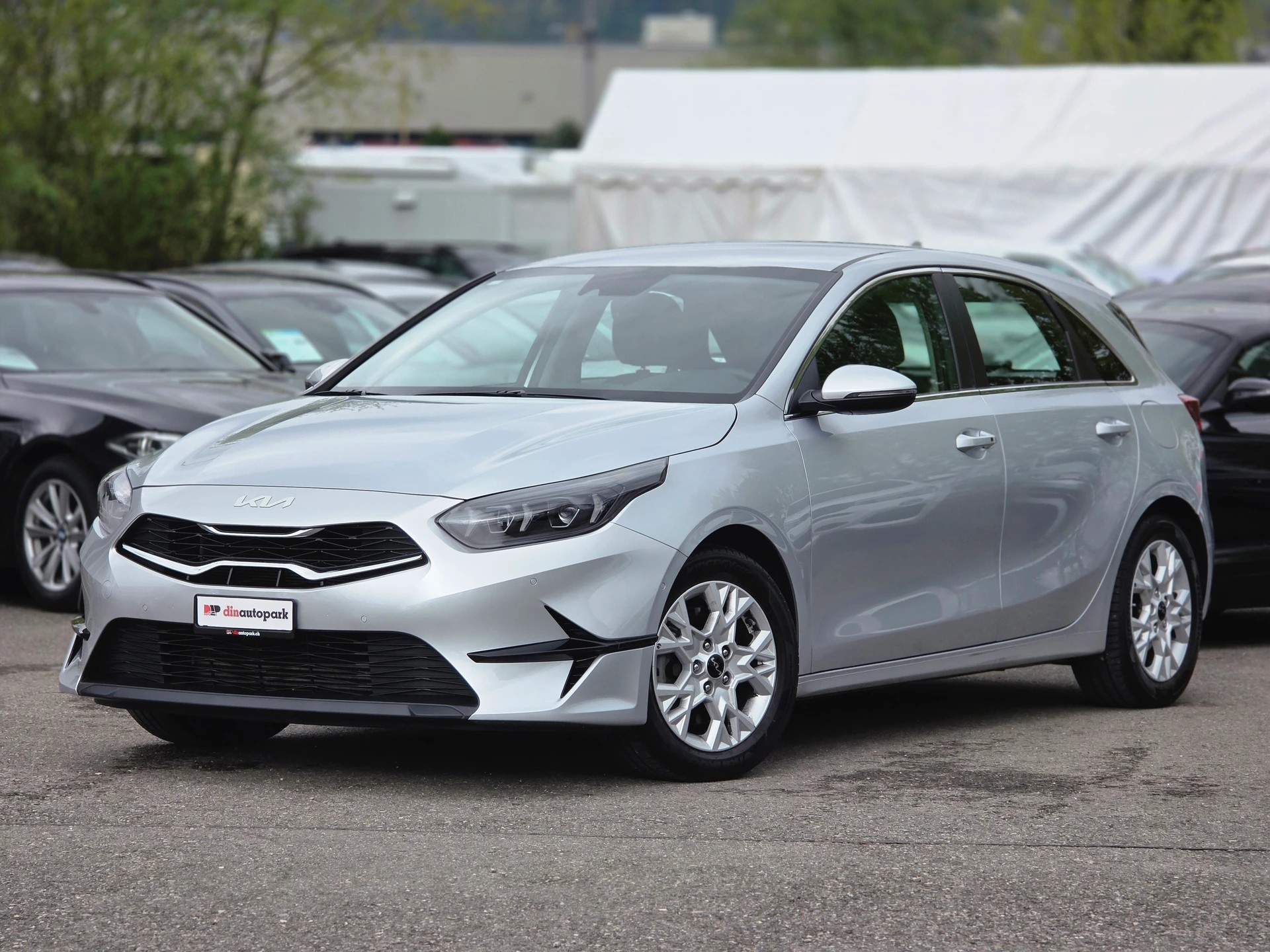 KIA Ceed 1.5 T-GDi MHEV Power DCT * CH-Fahrzeug *-showroom-element-2