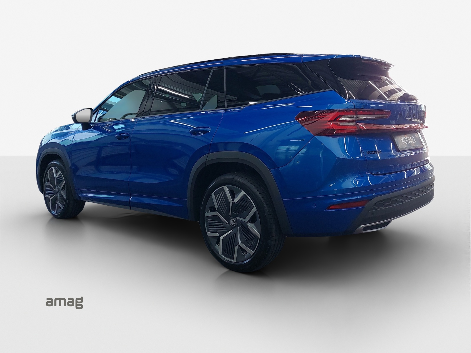 SKODA Kodiaq 2.0 TSI Sportline 4x4-showroom-element-2