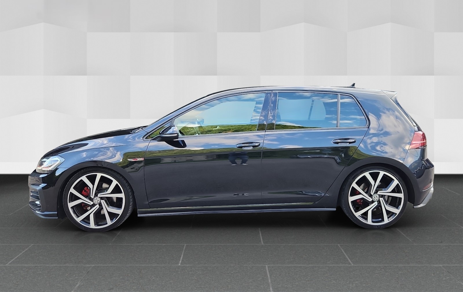 VW Golf 2.0 TSI GTI DSG-image-7