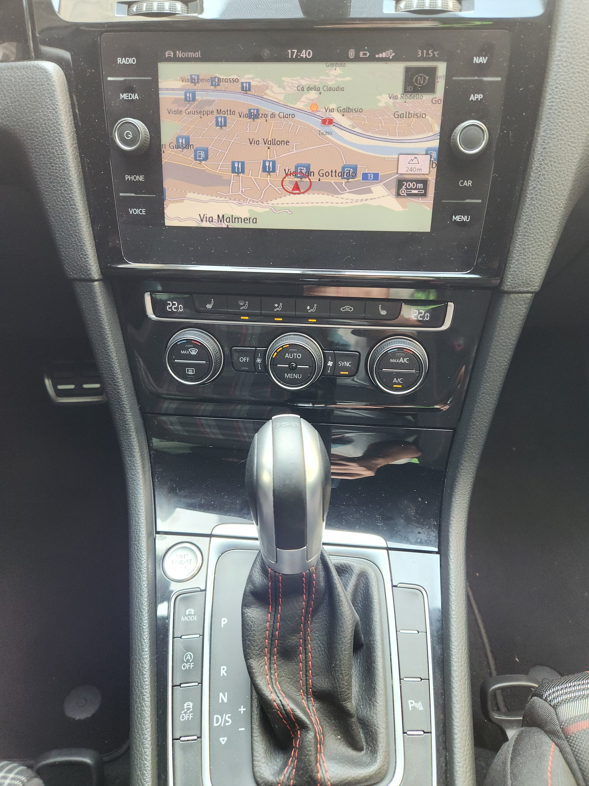 VW Golf 2.0 TSI GTI DSG-image-10
