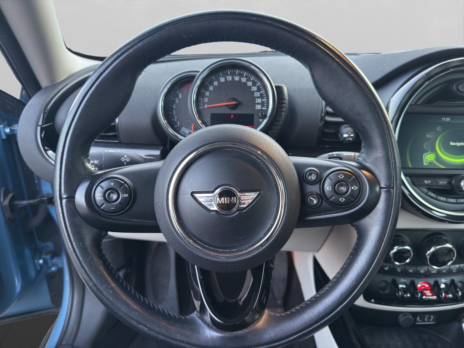 MINI Clubman Cooper S ALL4 Steptronic-image-9